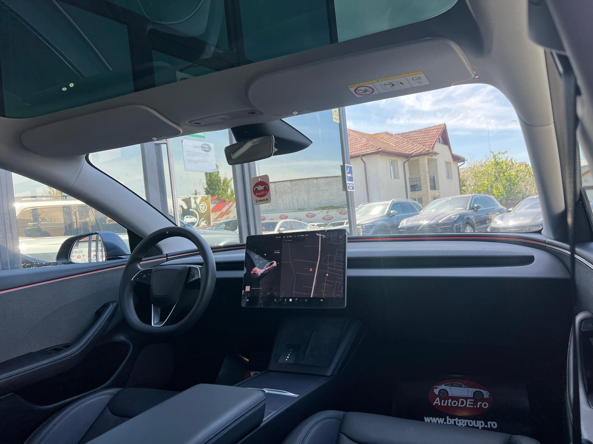 Tesla-Model 3