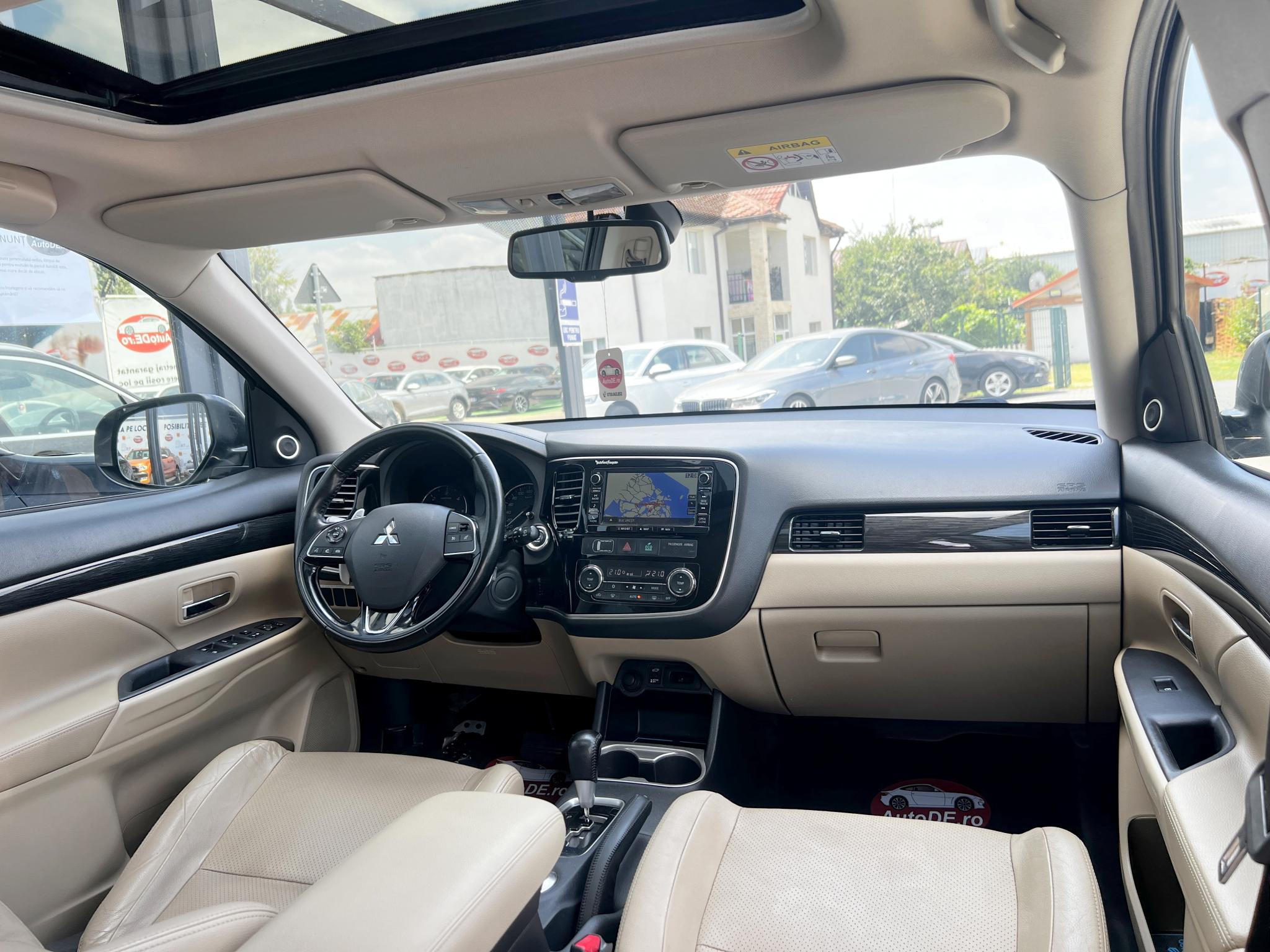 Mitsubishi-Outlander