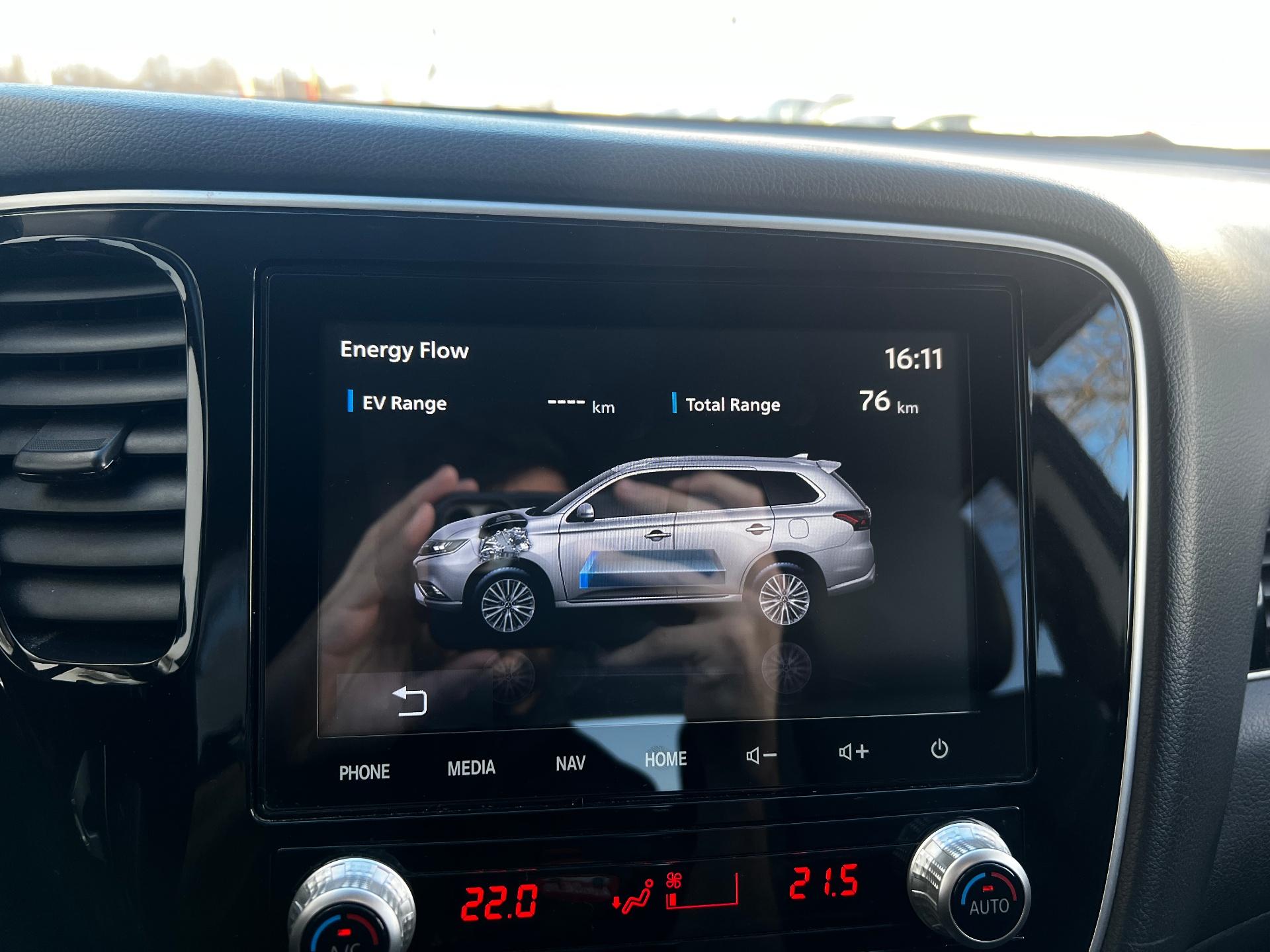 Mitsubishi-Outlander