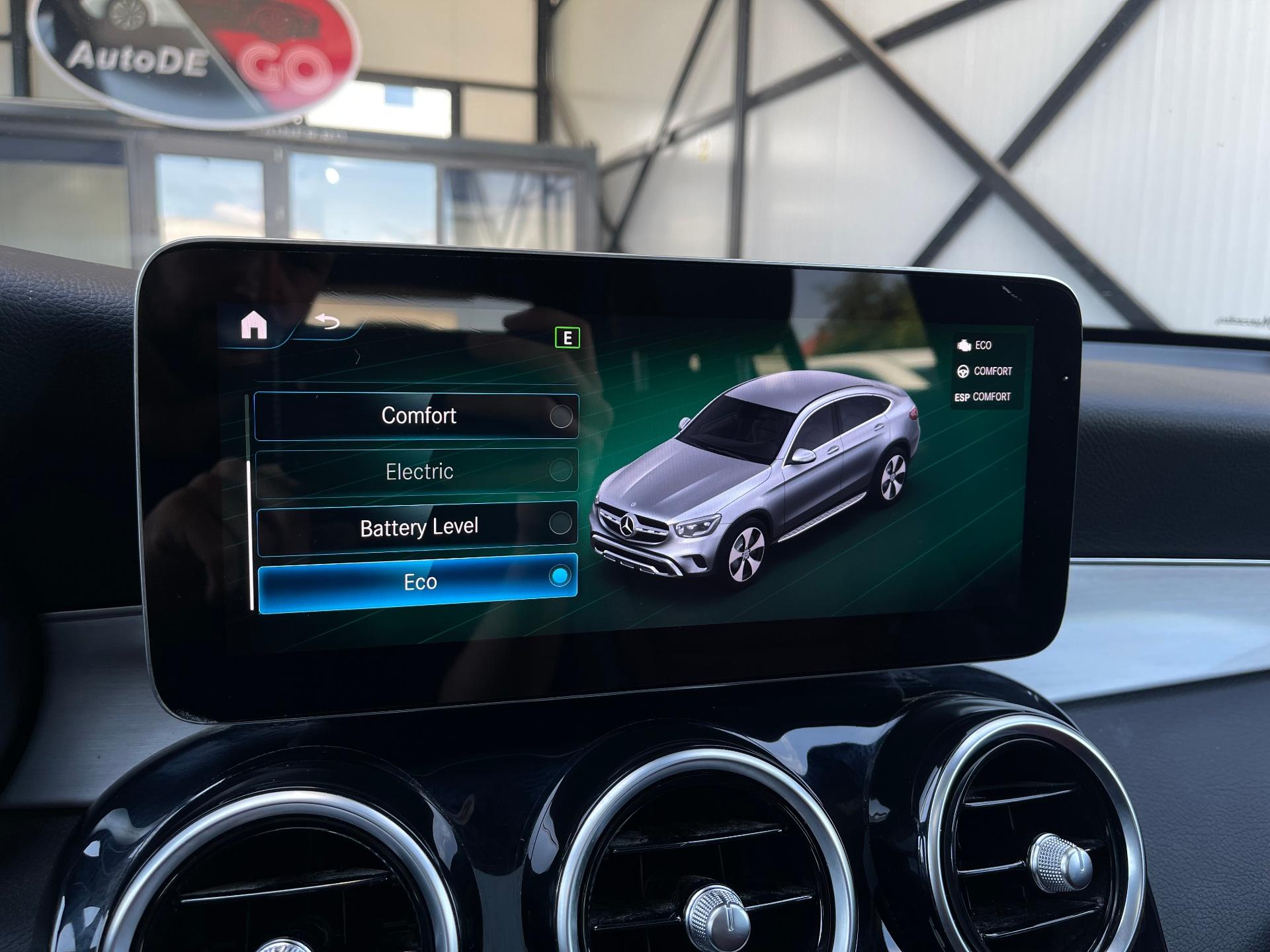 Mercedes-Benz-GLC-COUPE