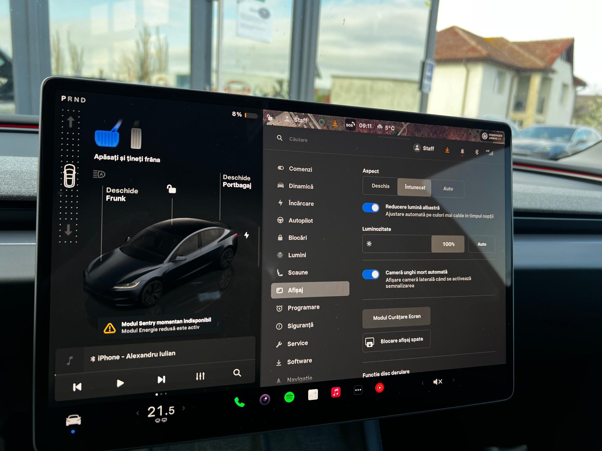 Tesla-Model 3
