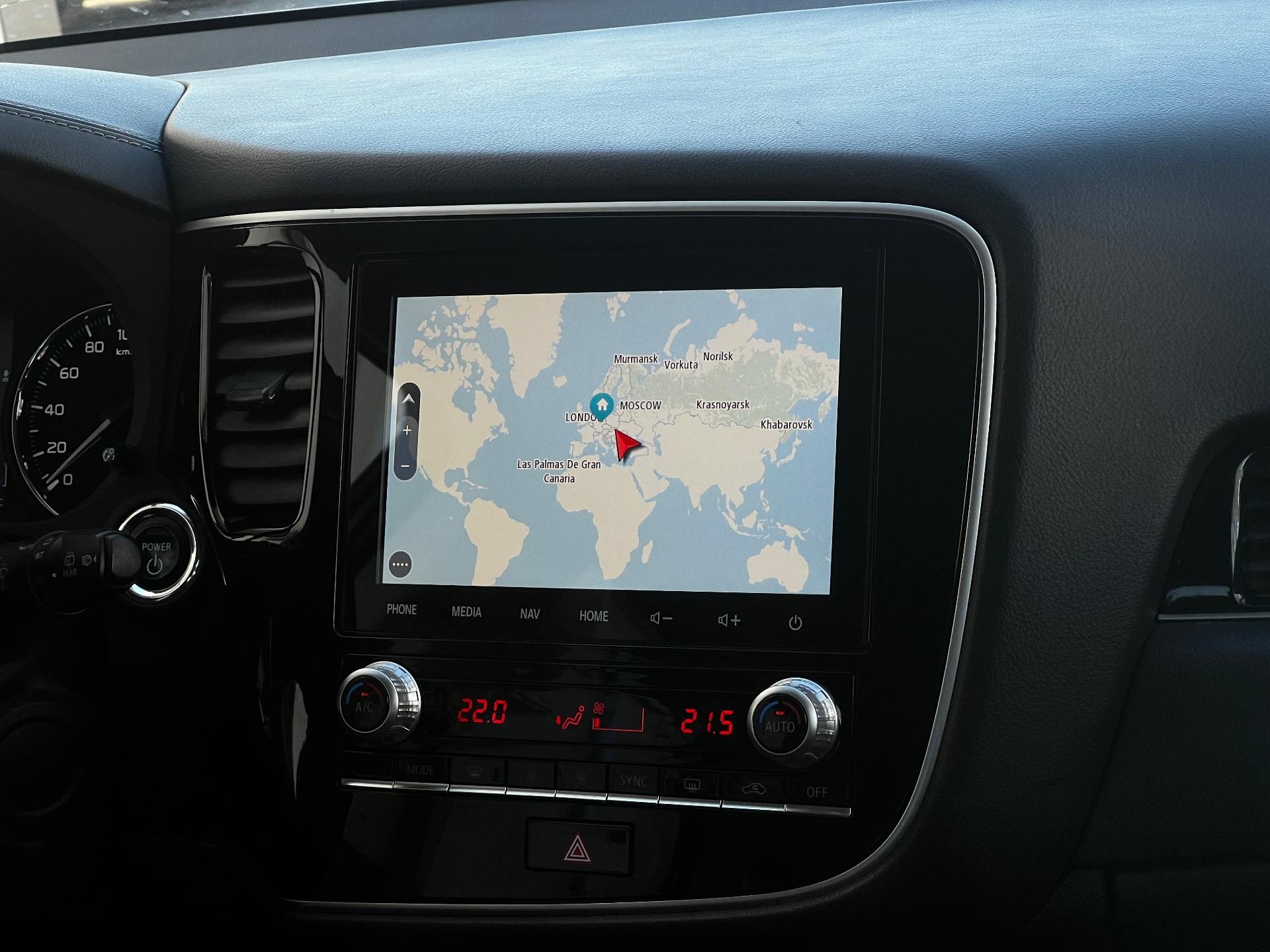 Mitsubishi-Outlander