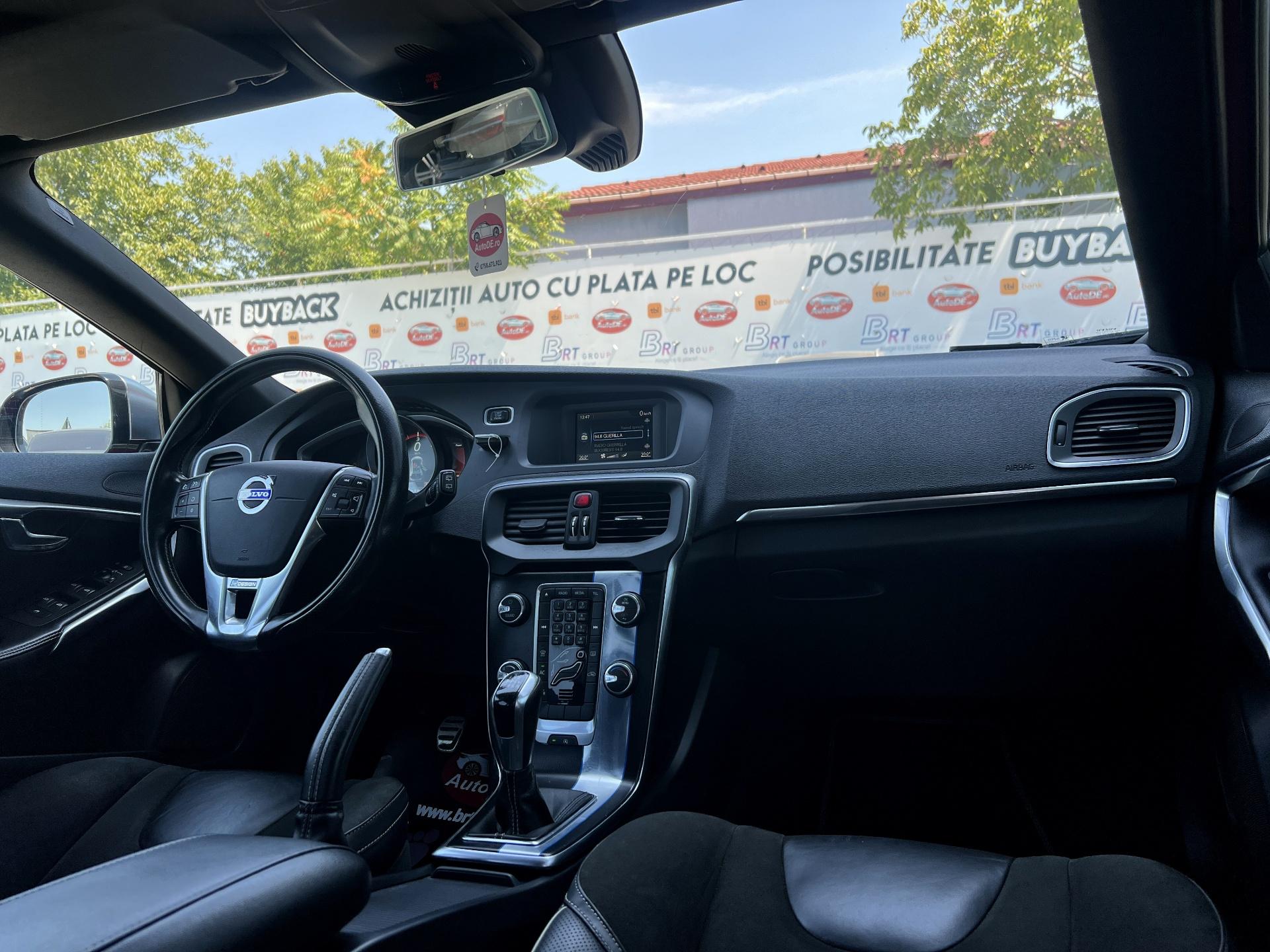 Volvo-V40
