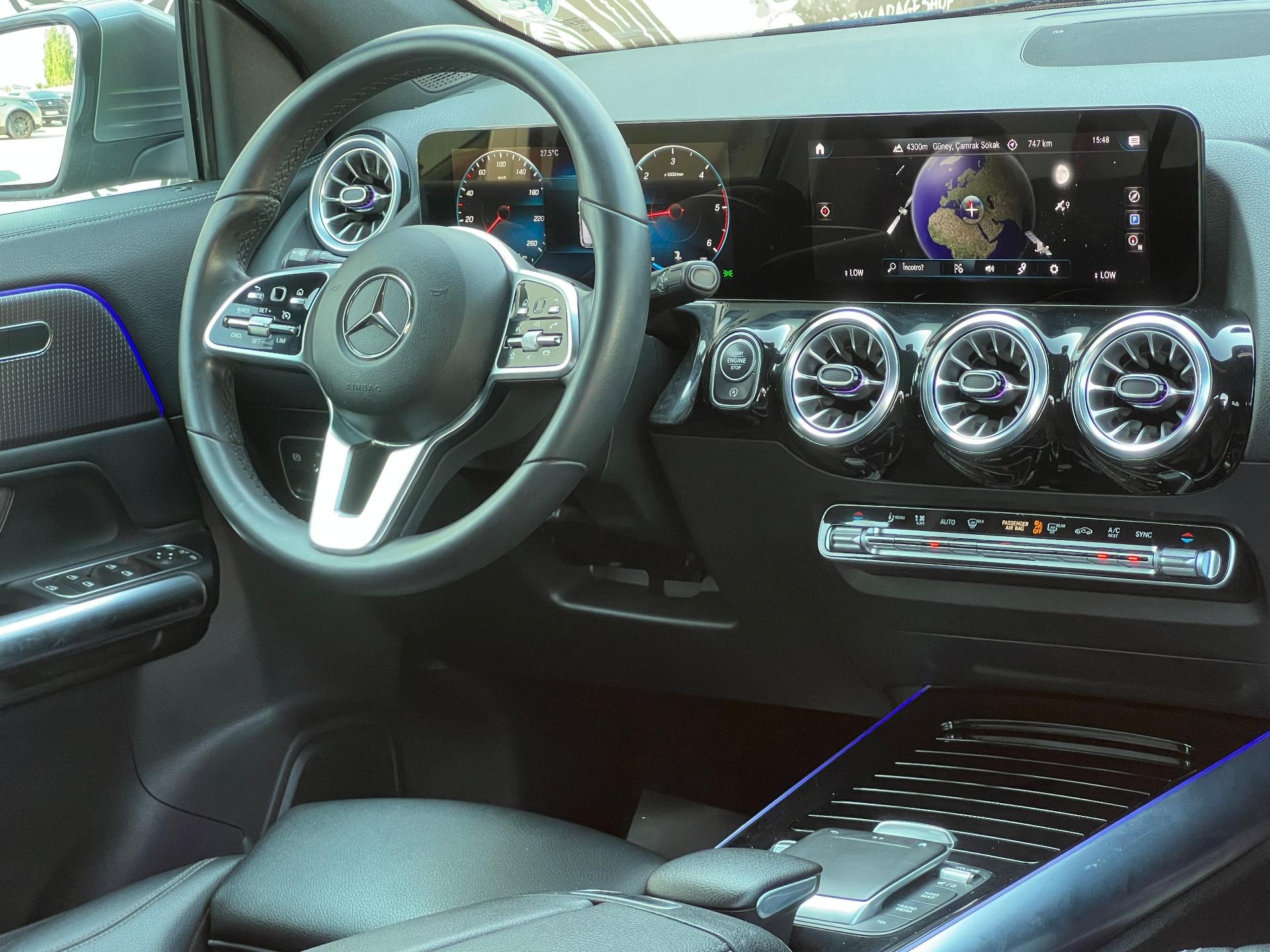 Mercedes-Benz-GLA