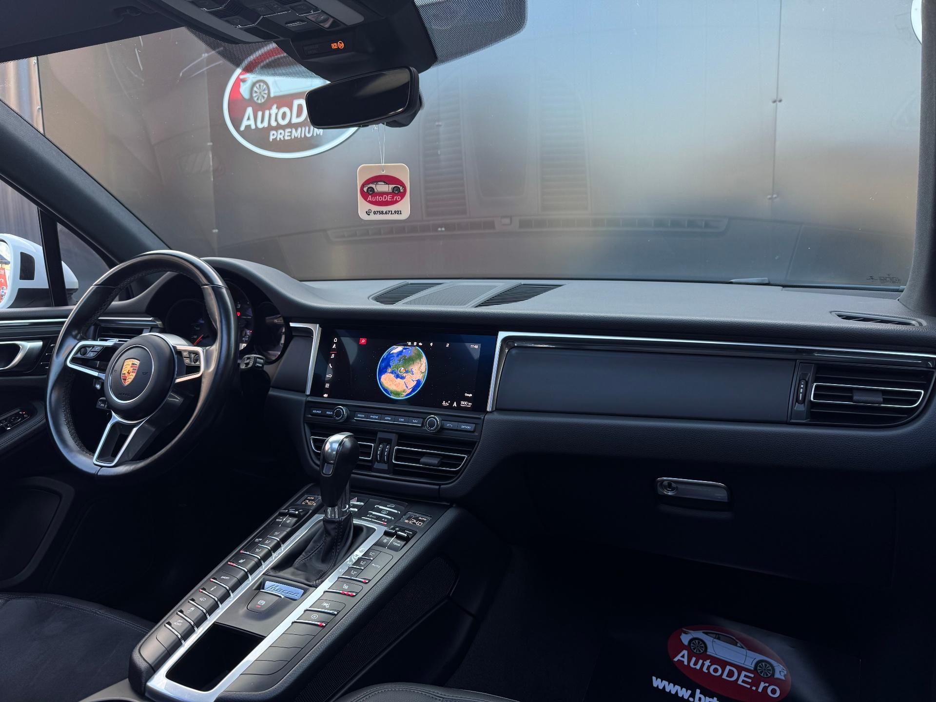 Porsche-Macan