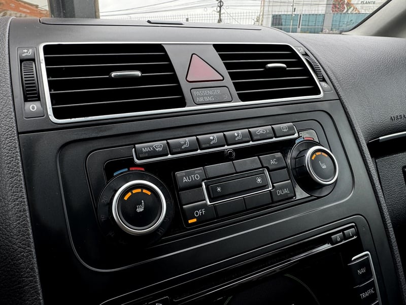 Car Thumb