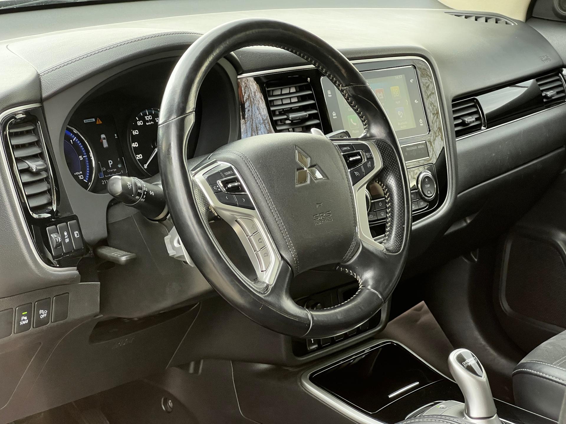 Mitsubishi-Outlander