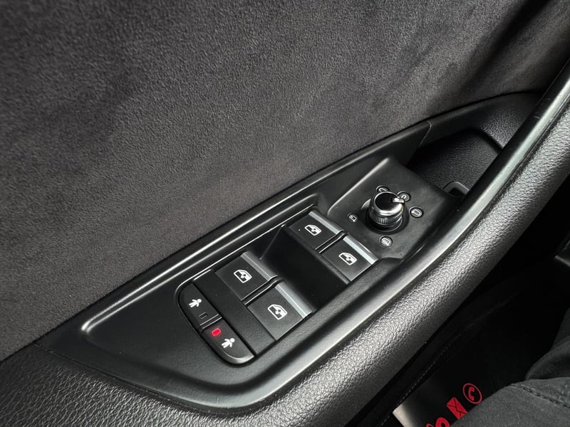 Car Thumb