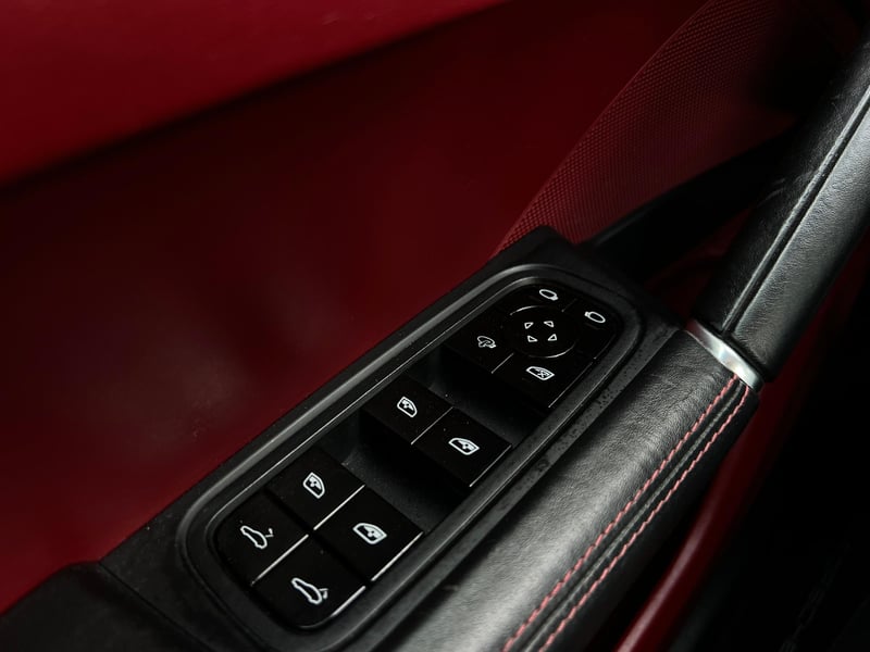 Car Thumb