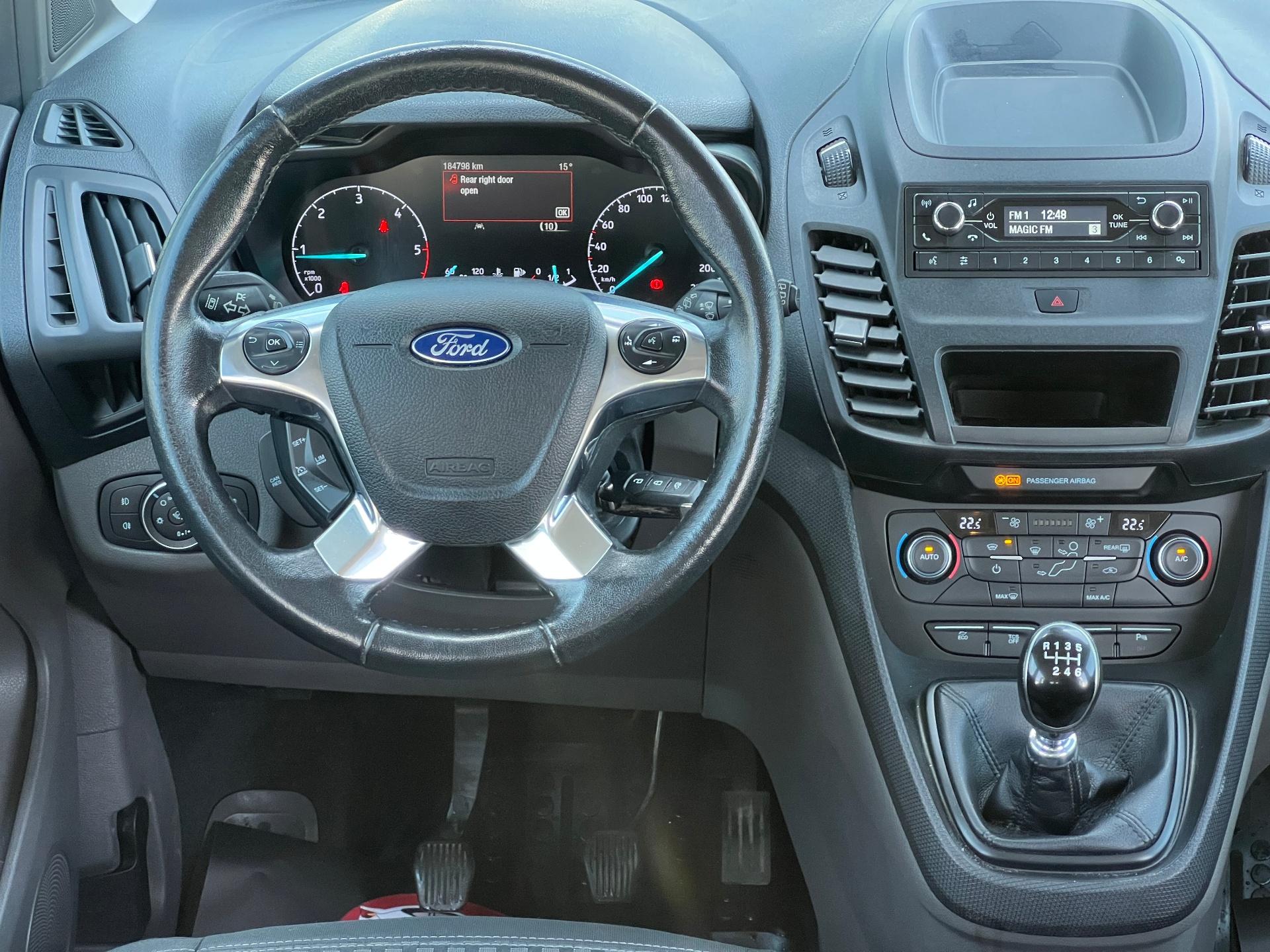 Ford-Tourneo Connect