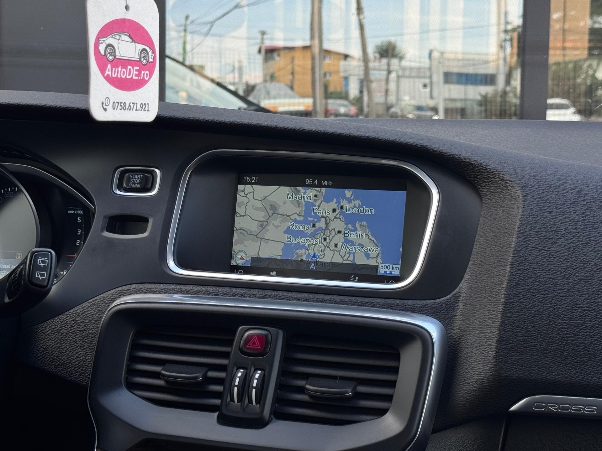 Volvo-V40
