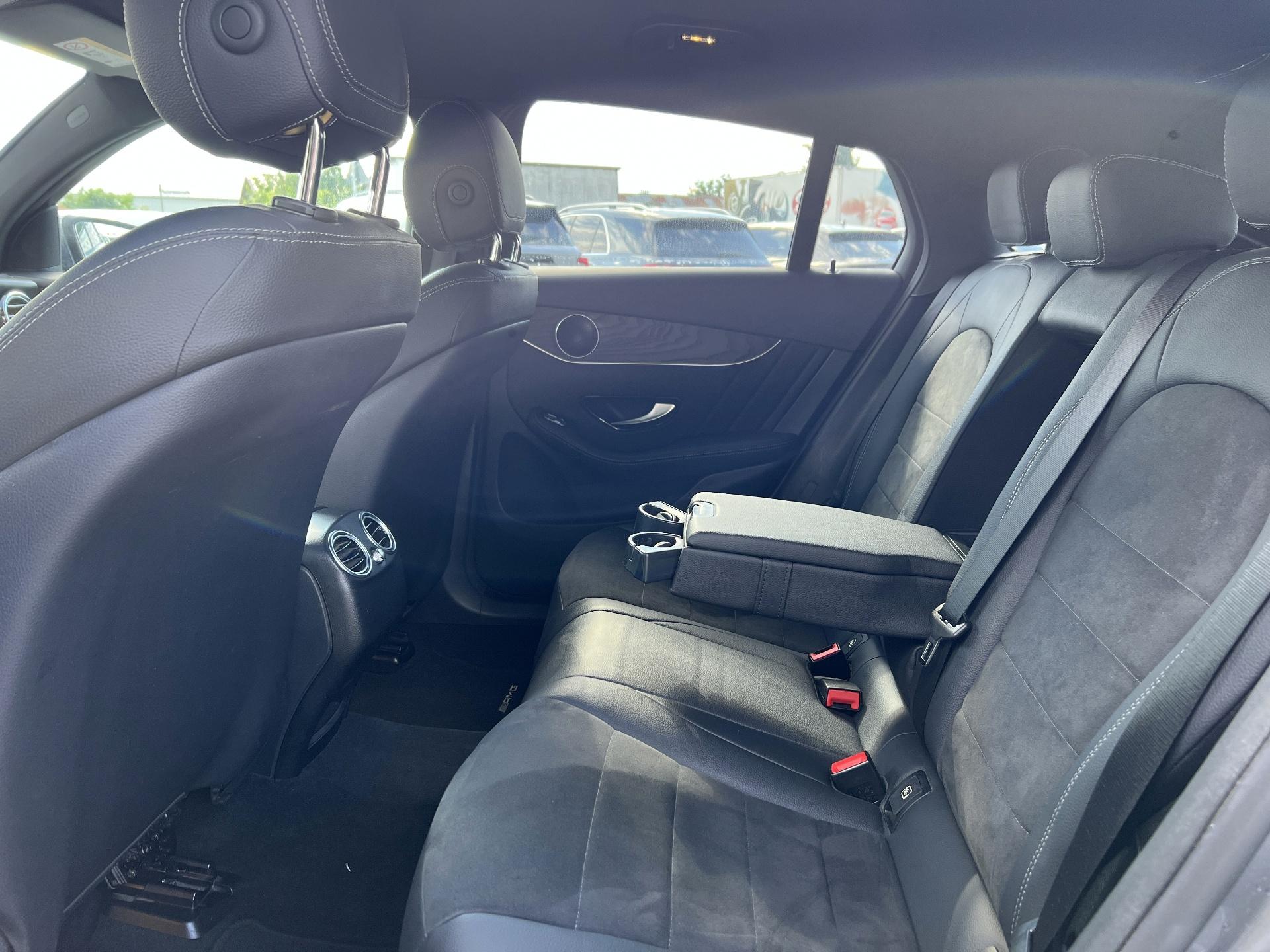 Mercedes-Benz-GLC-COUPE
