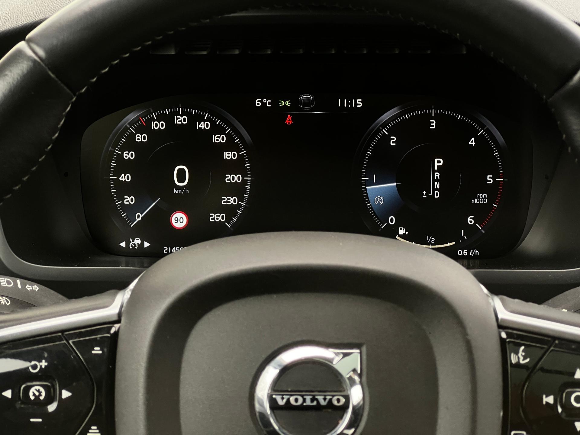 Volvo-XC 90