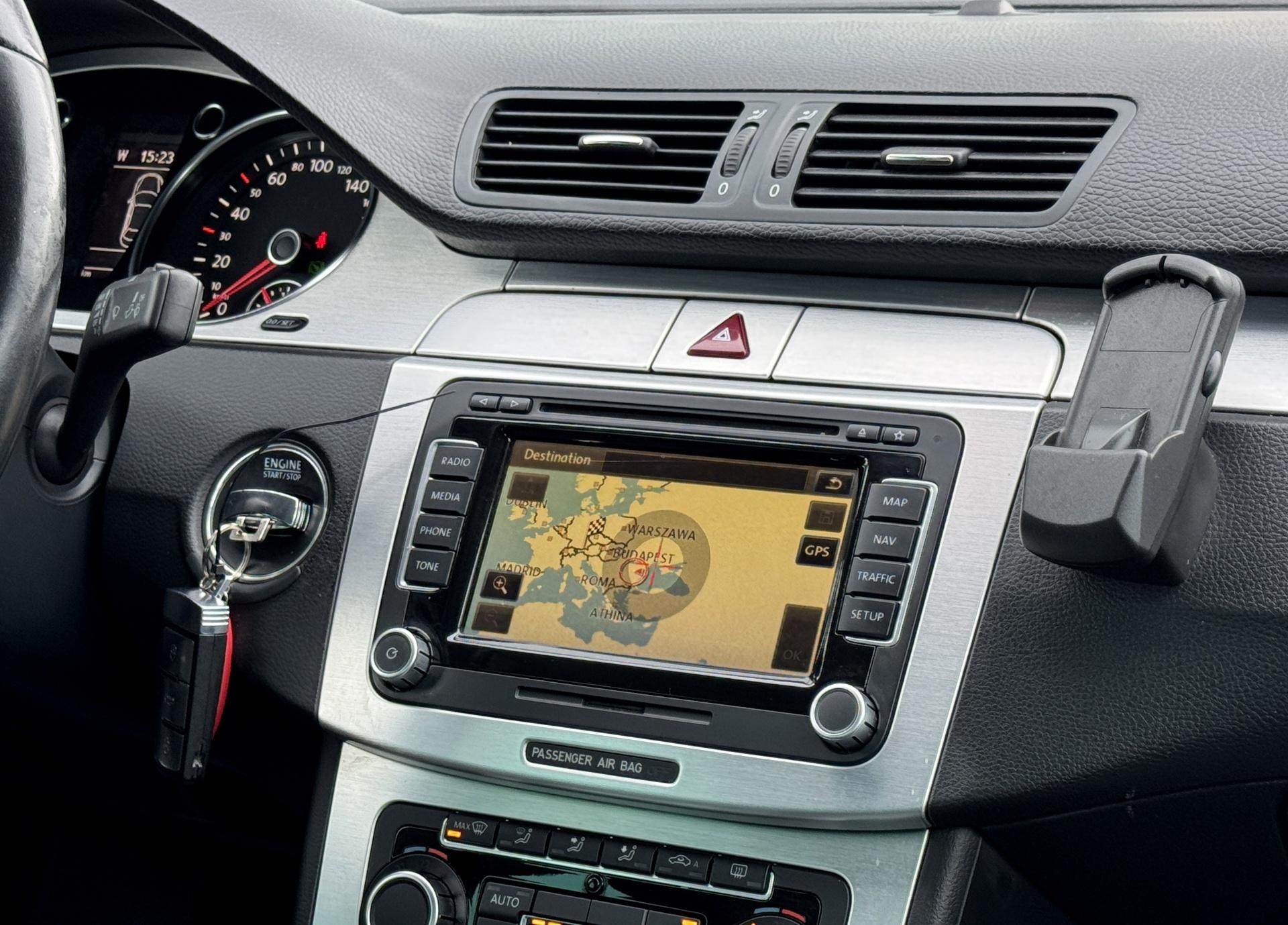 Volkswagen-Passat CC