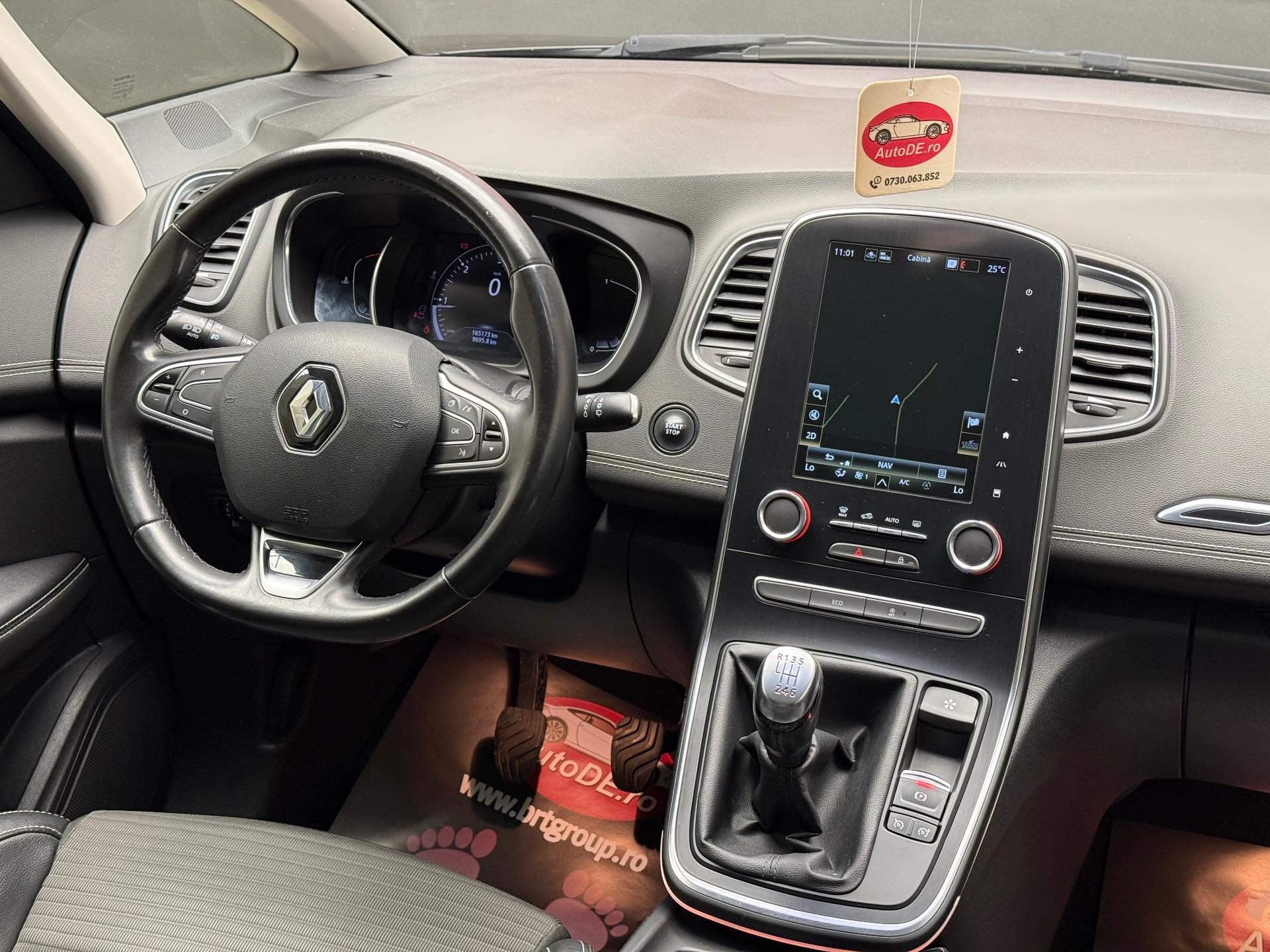 Renault-Scenic