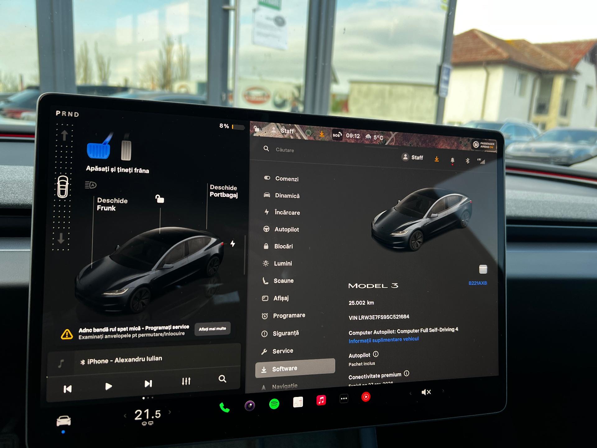 Tesla-Model 3