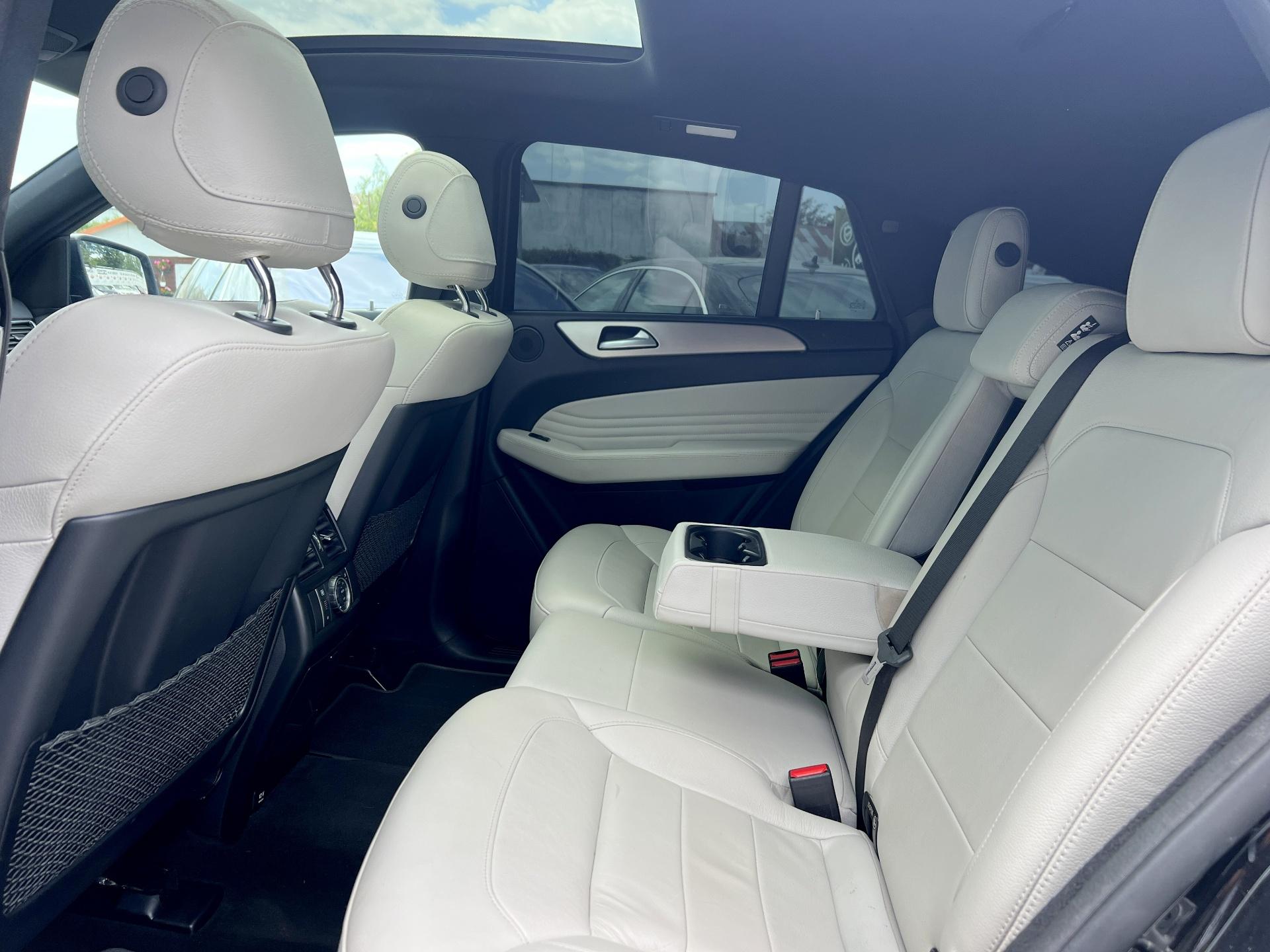 Mercedes-Benz-GLE