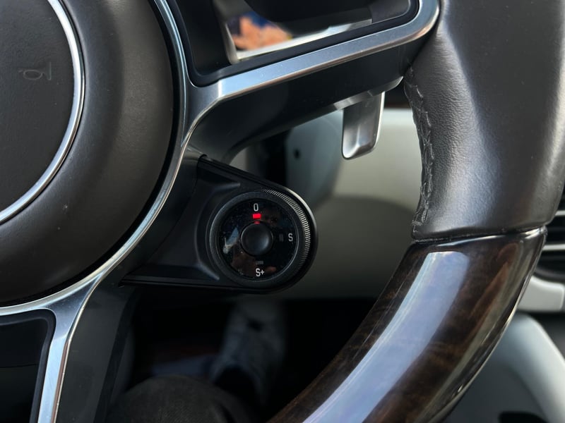 Car Thumb