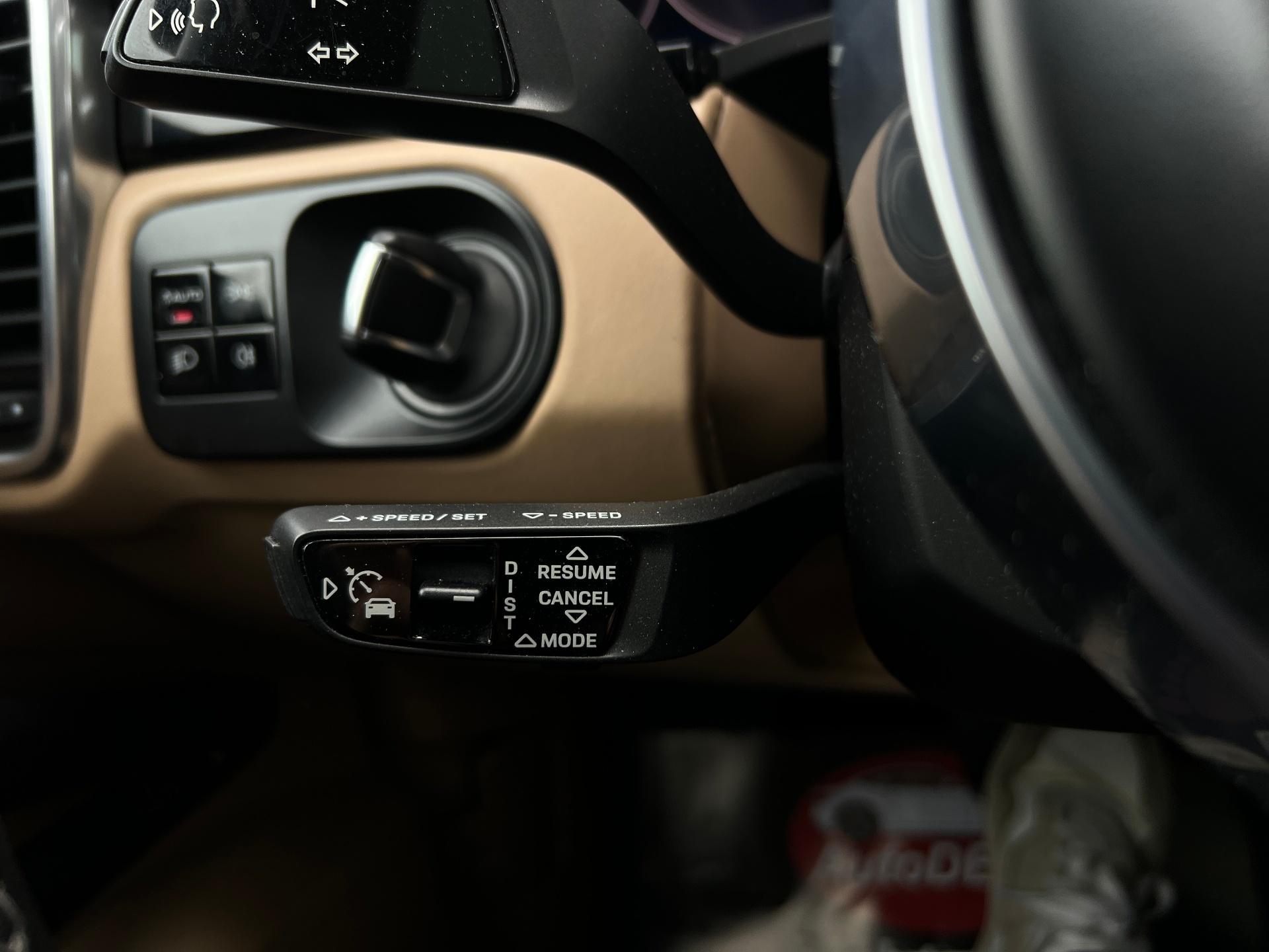 Porsche-Cayenne