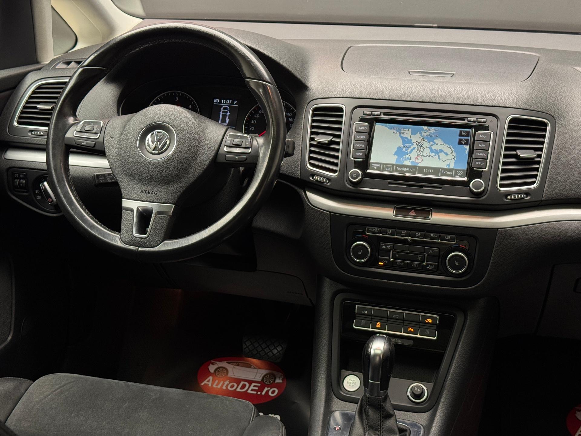 Volkswagen-Sharan