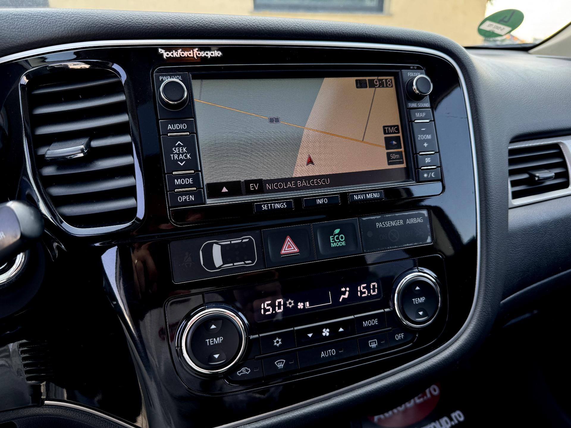 Mitsubishi-Outlander
