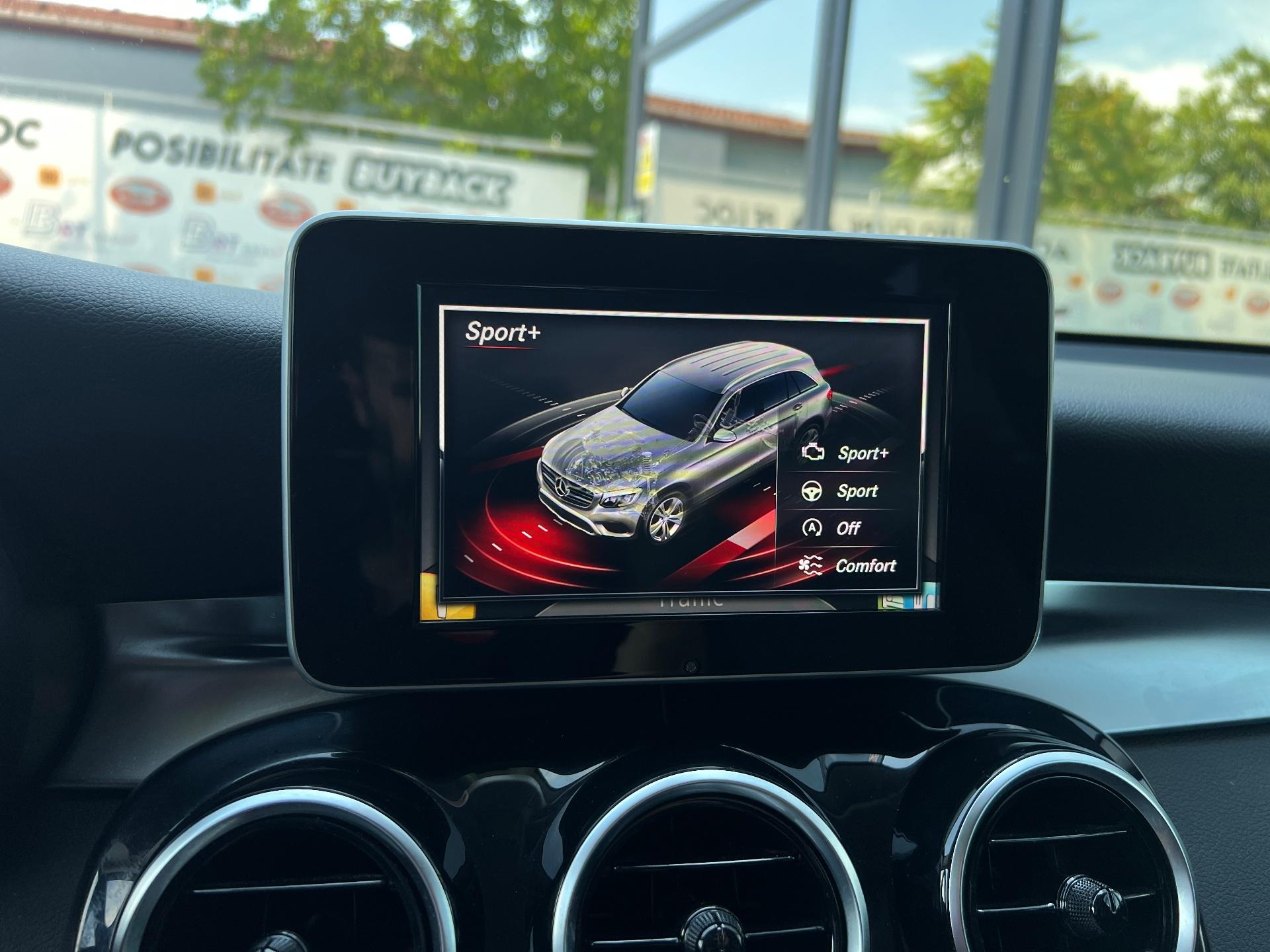 Mercedes-Benz-GLC