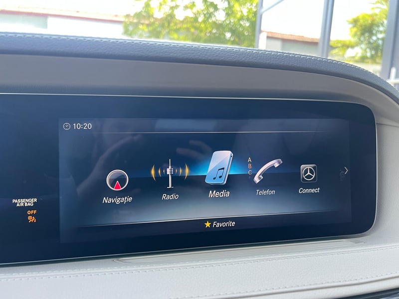 Car Thumb