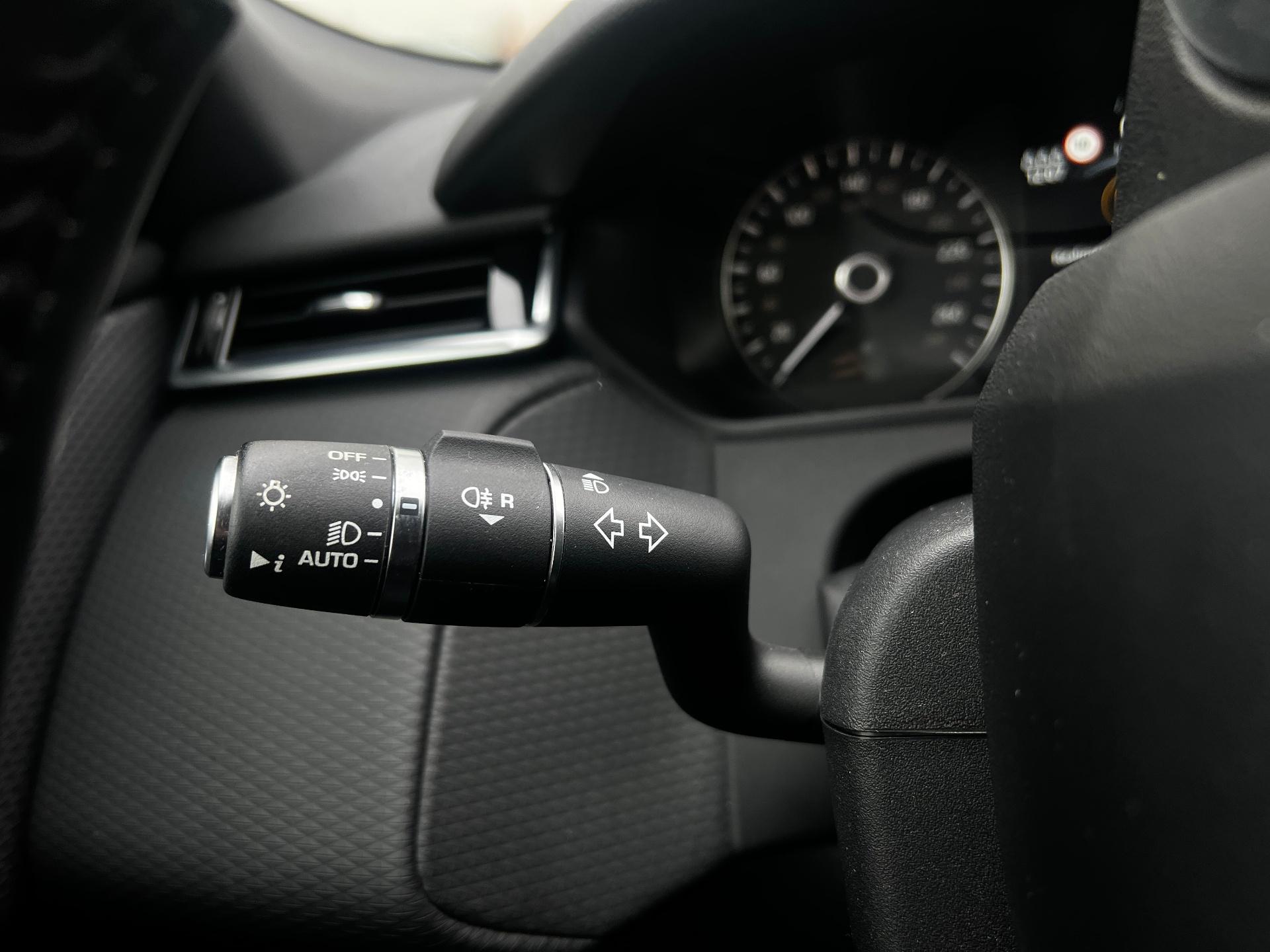 Land Rover-Range Rover Velar