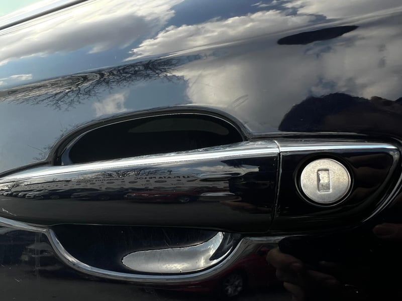 Car Thumb