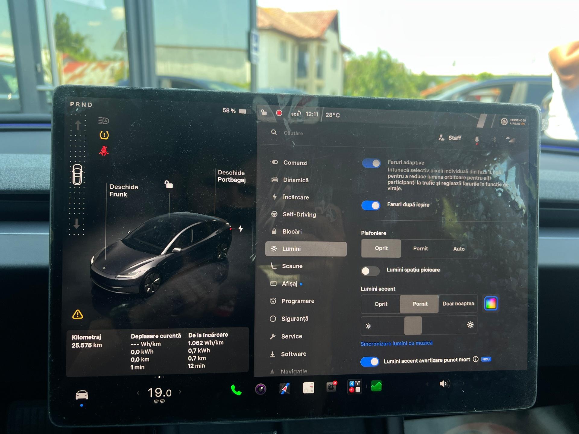 Tesla-Model 3