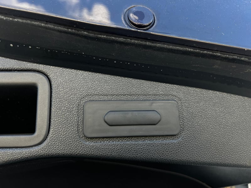 Car Thumb