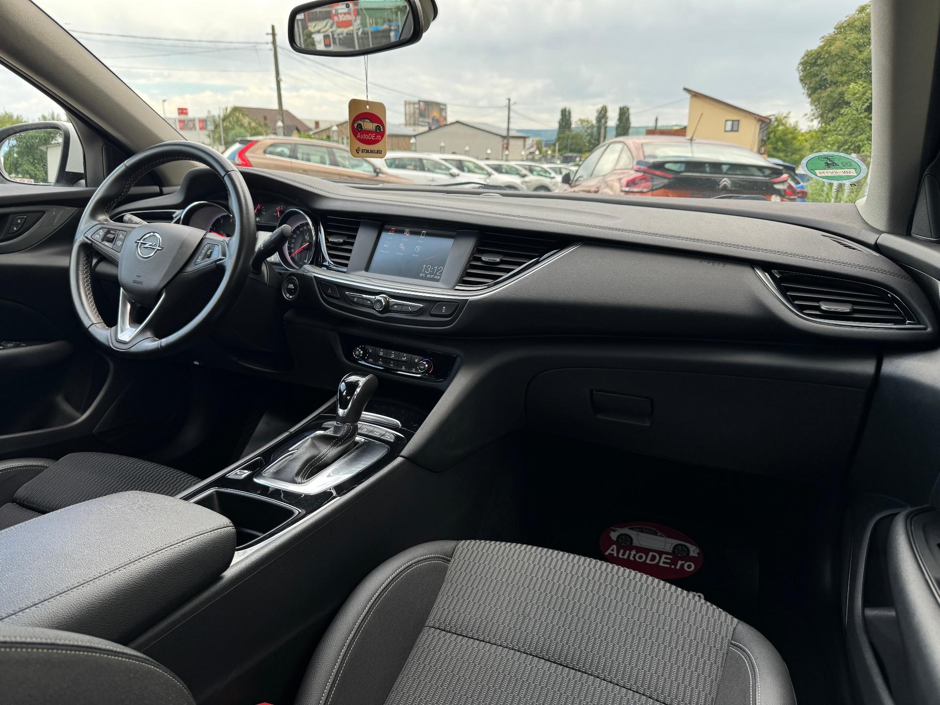 Opel-Insignia