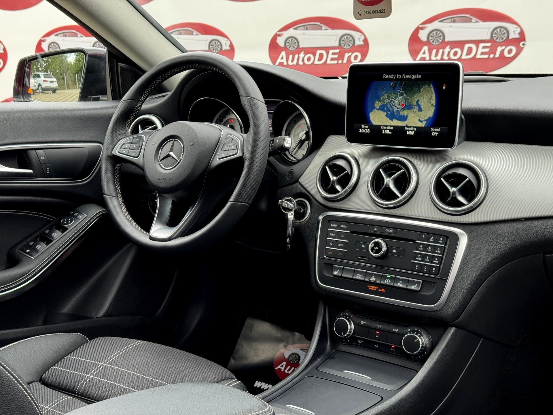 Mercedes-Benz-CLA 220