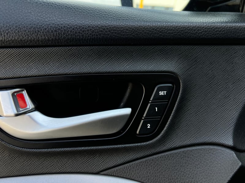 Car Thumb