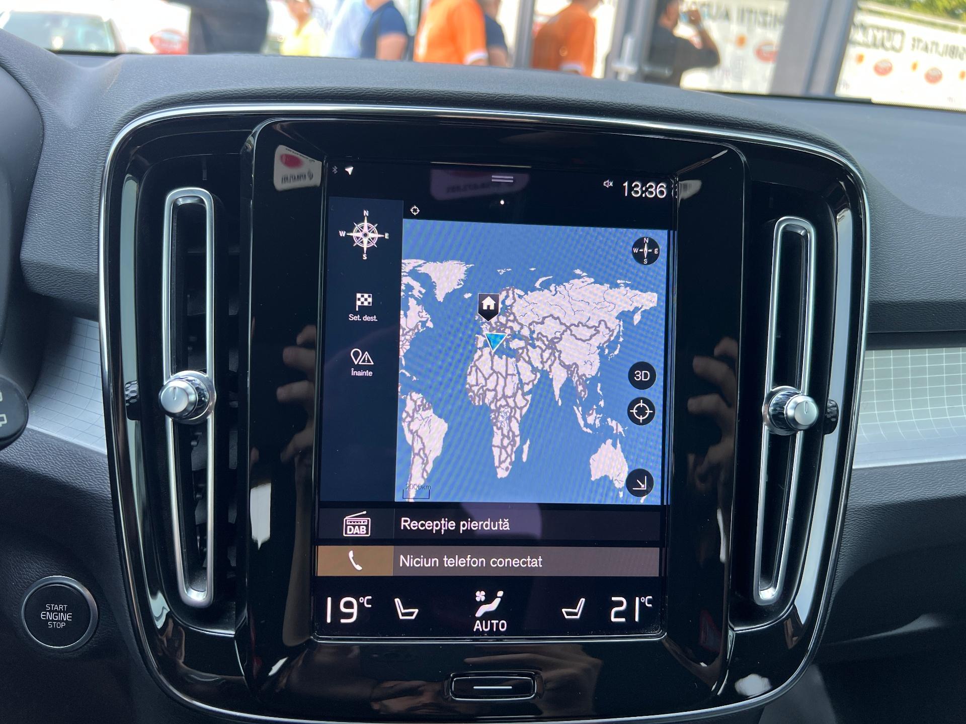 Volvo-XC 40