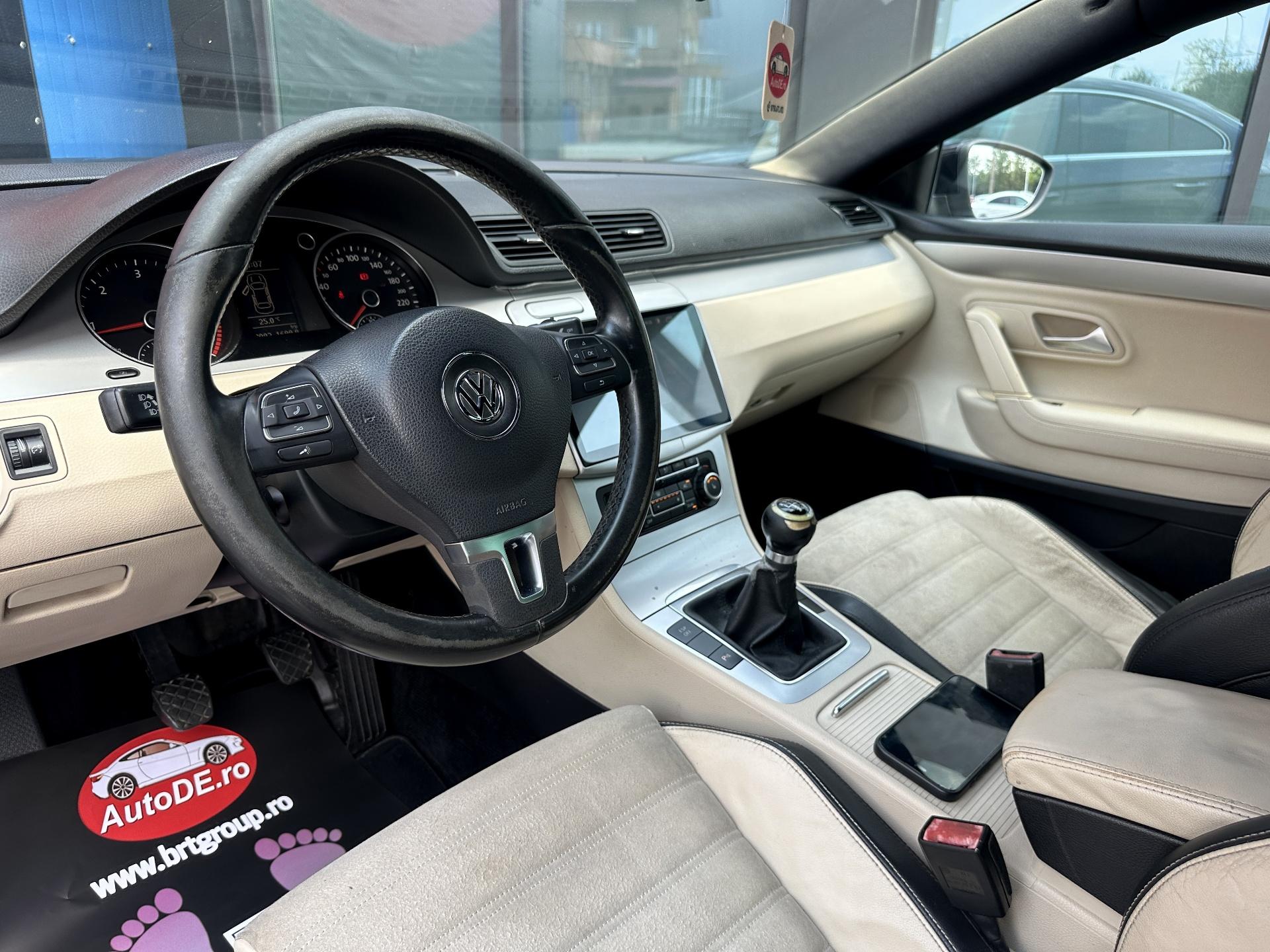 Volkswagen-Passat CC