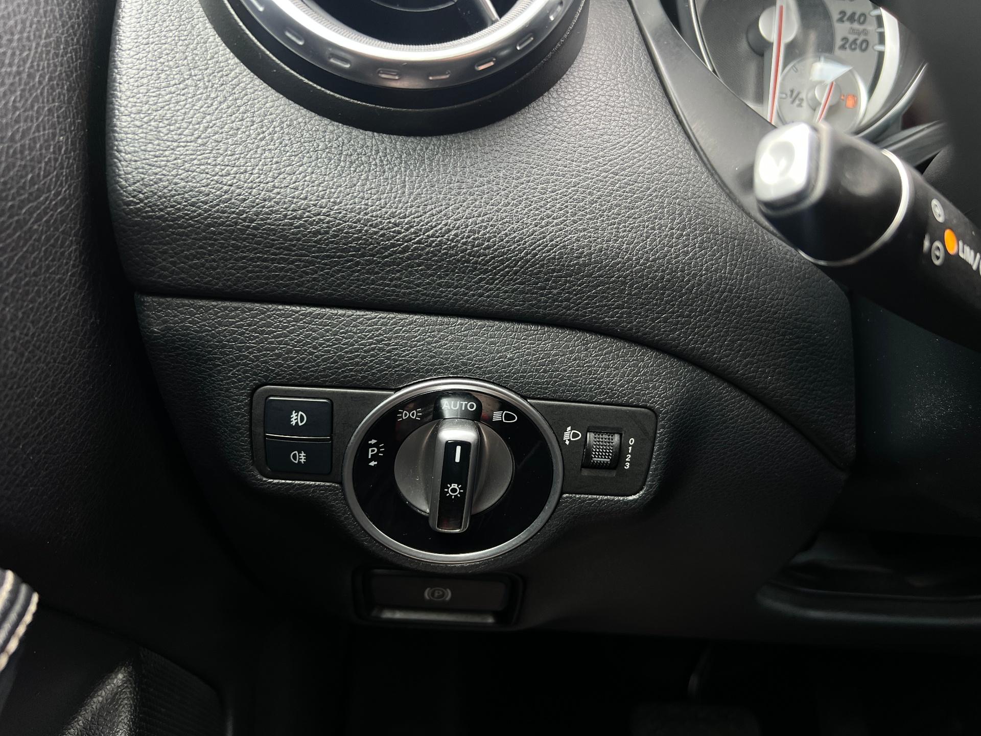 Mercedes-Benz-GLA