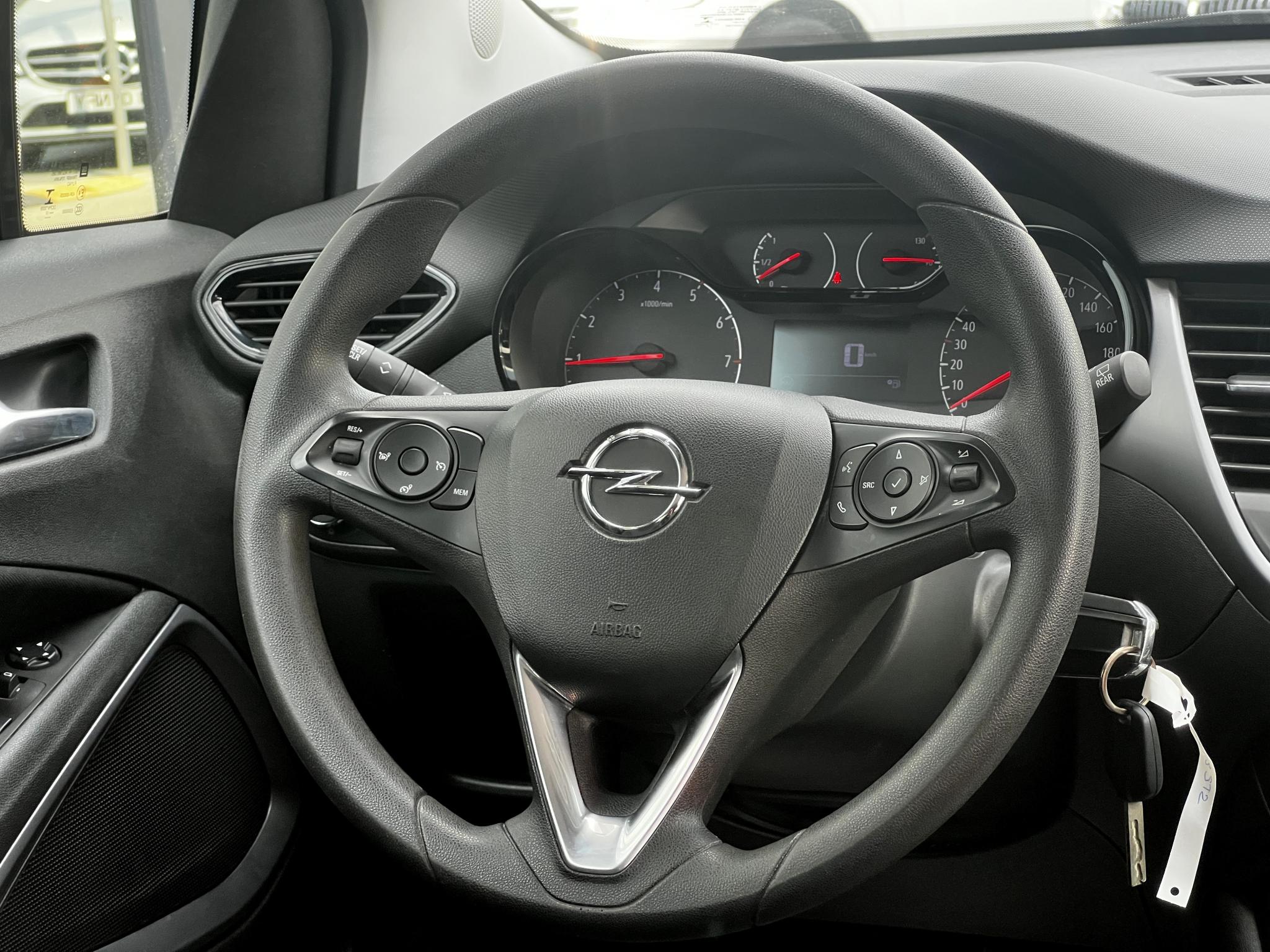 Opel-Crossland X