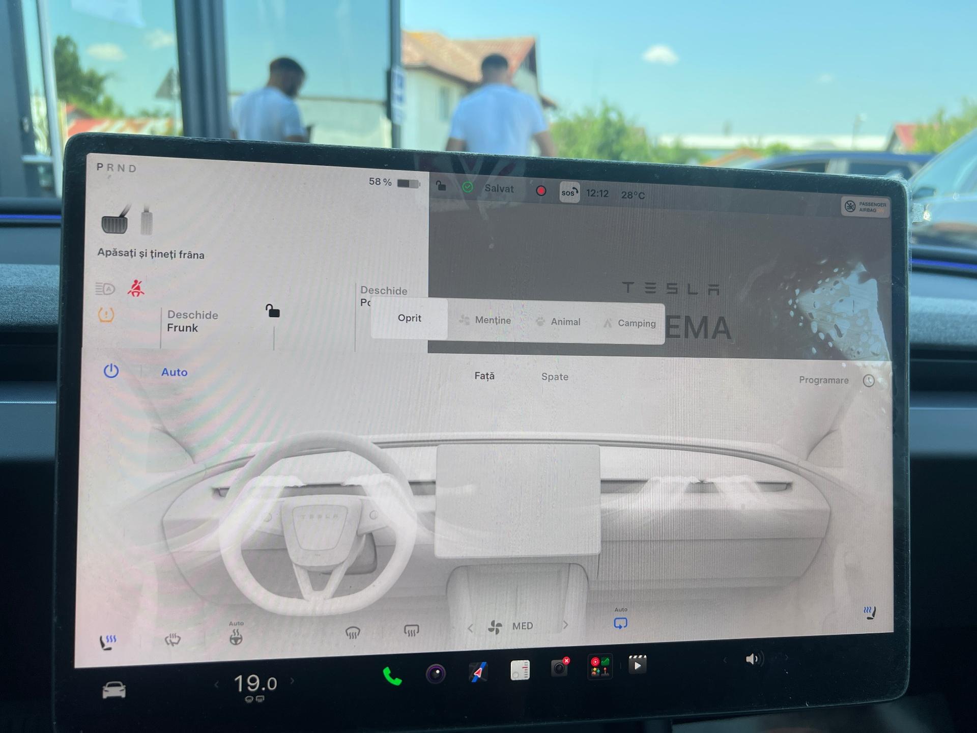 Tesla-Model 3