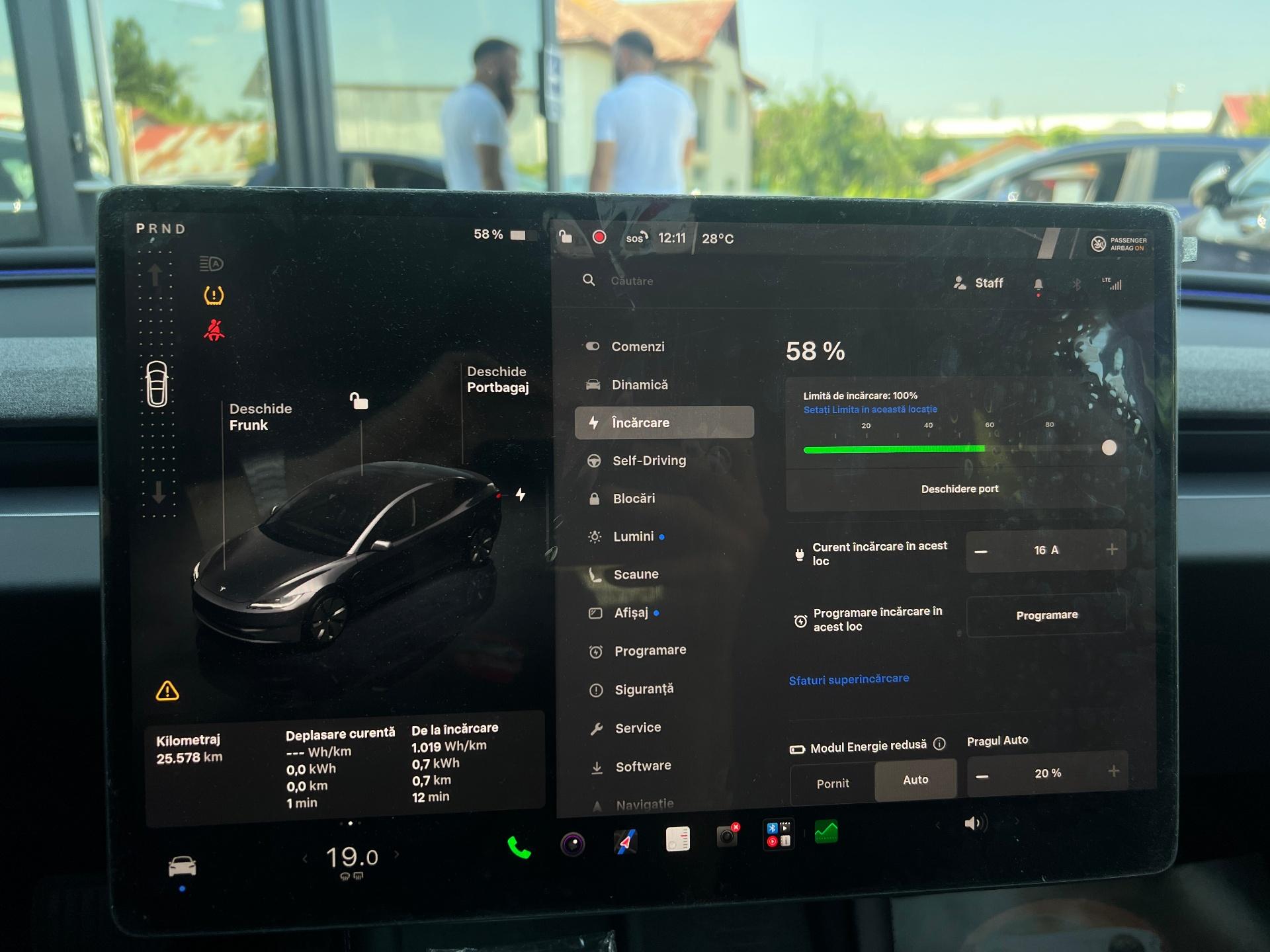 Tesla-Model 3