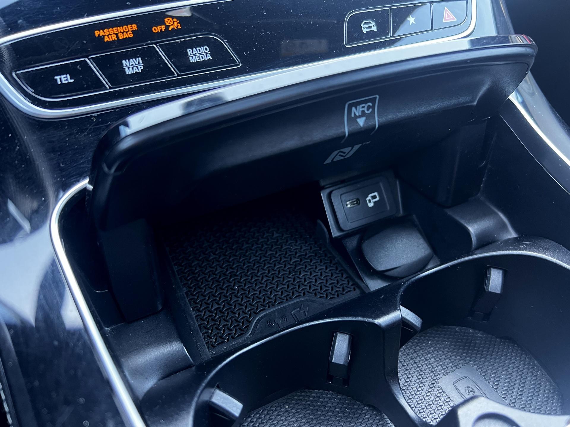 Mercedes-Benz-E