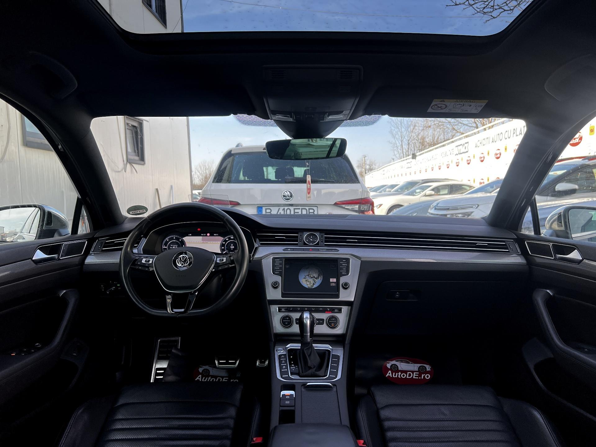 Volkswagen-Passat Alltrack