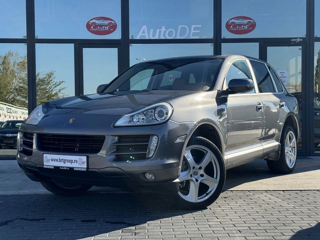 Porsche-Cayenne