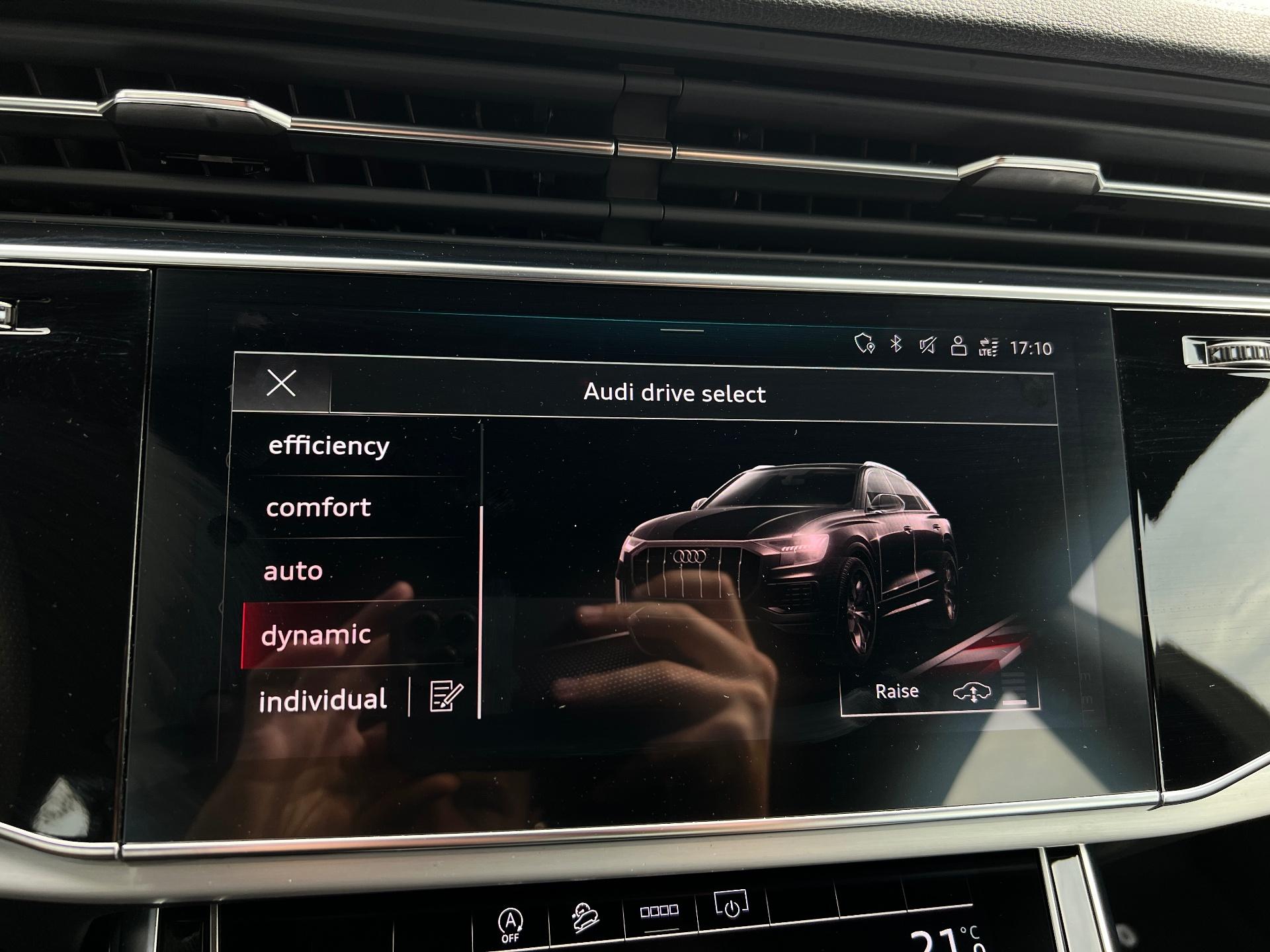 Audi-Q8