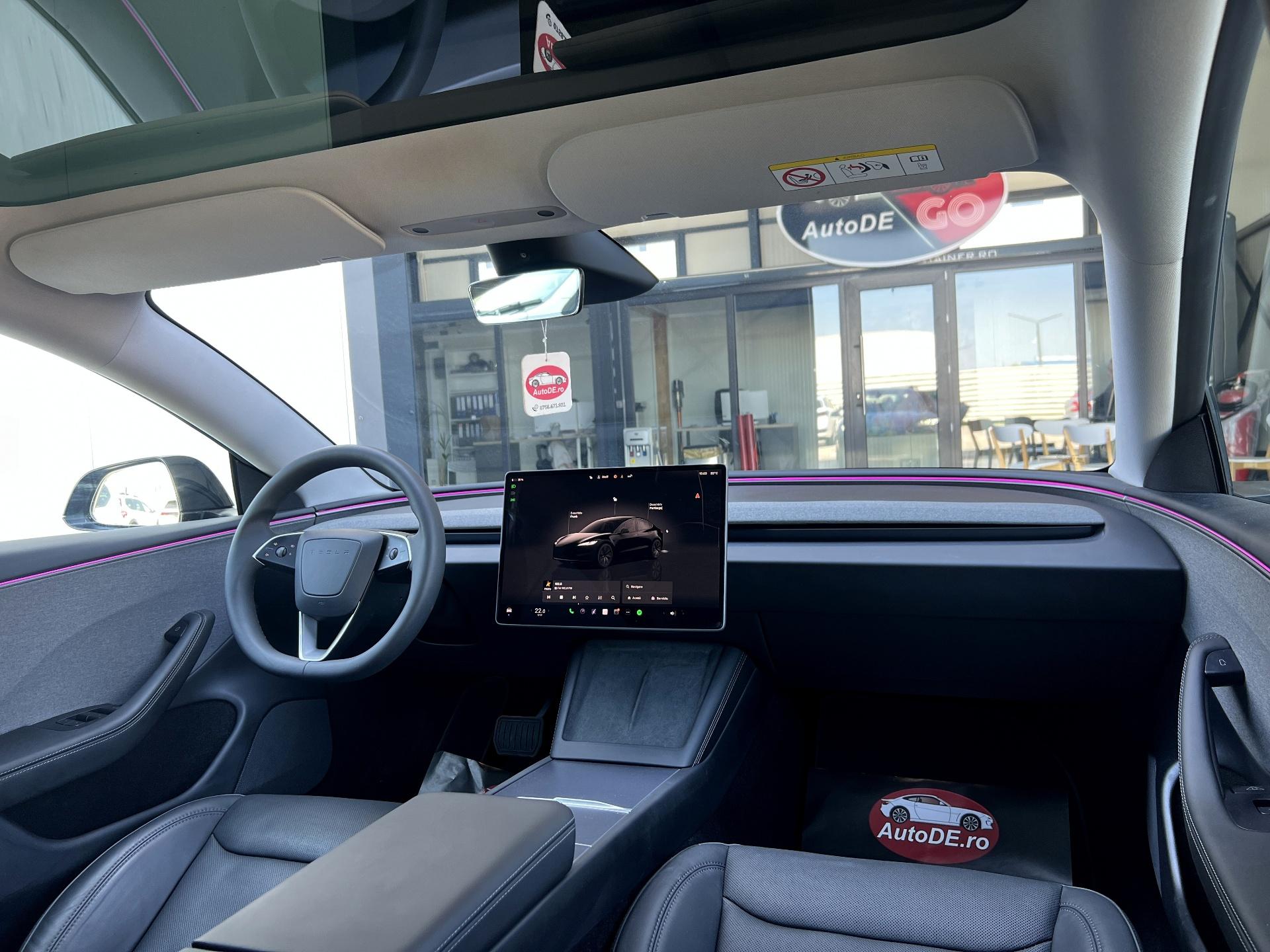 Tesla-Model 3