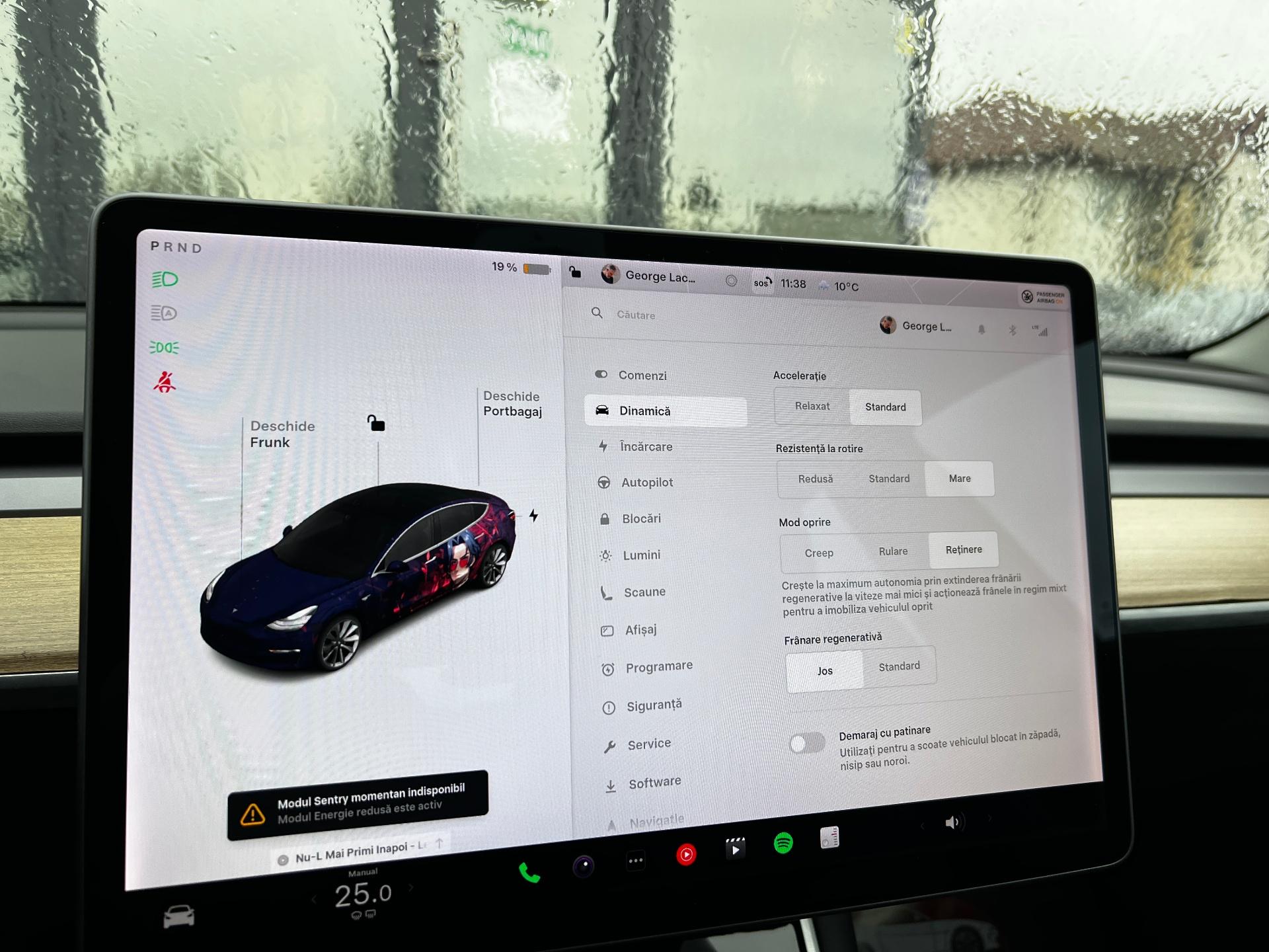 Tesla-Model 3