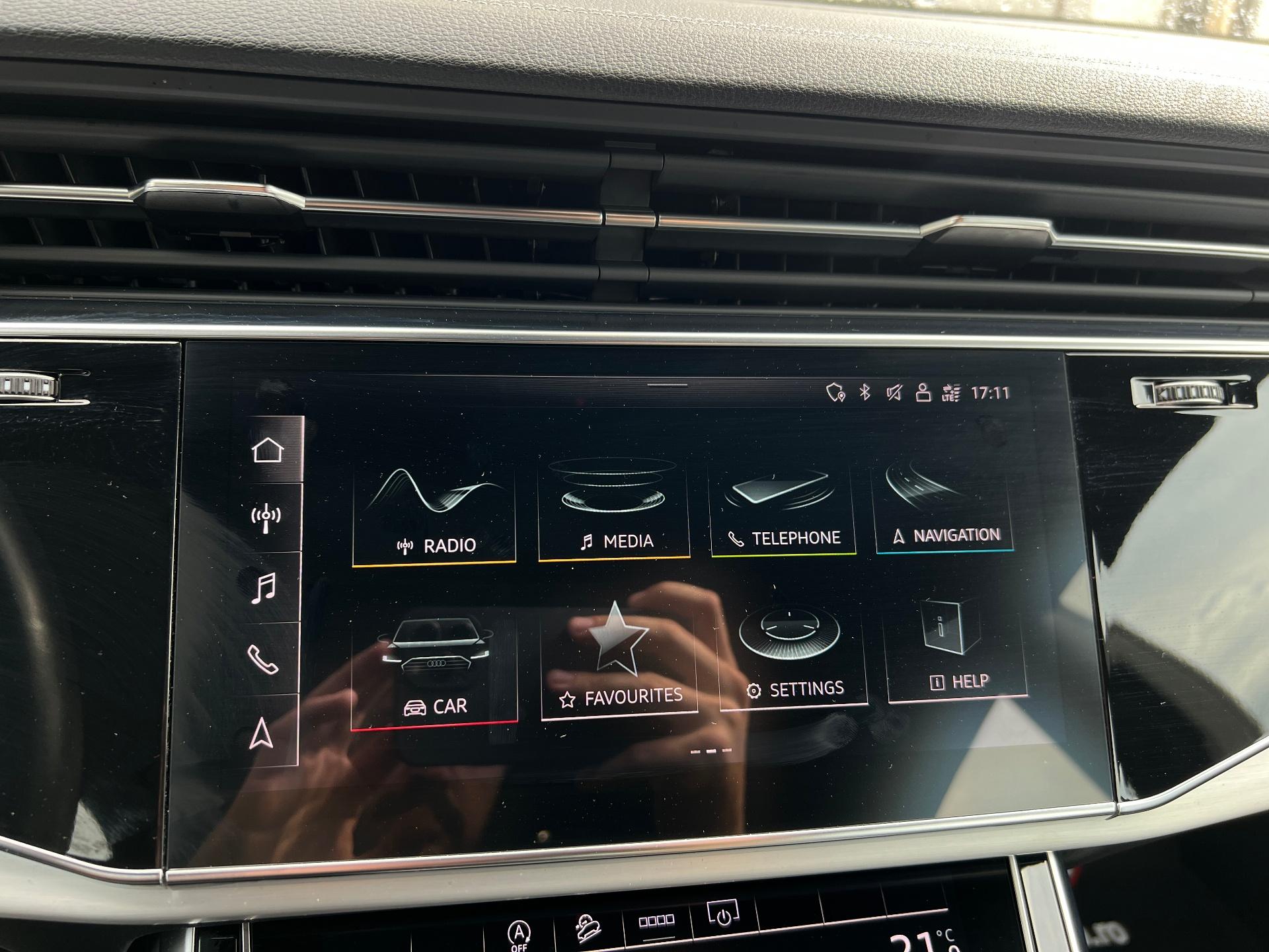 Audi-Q8
