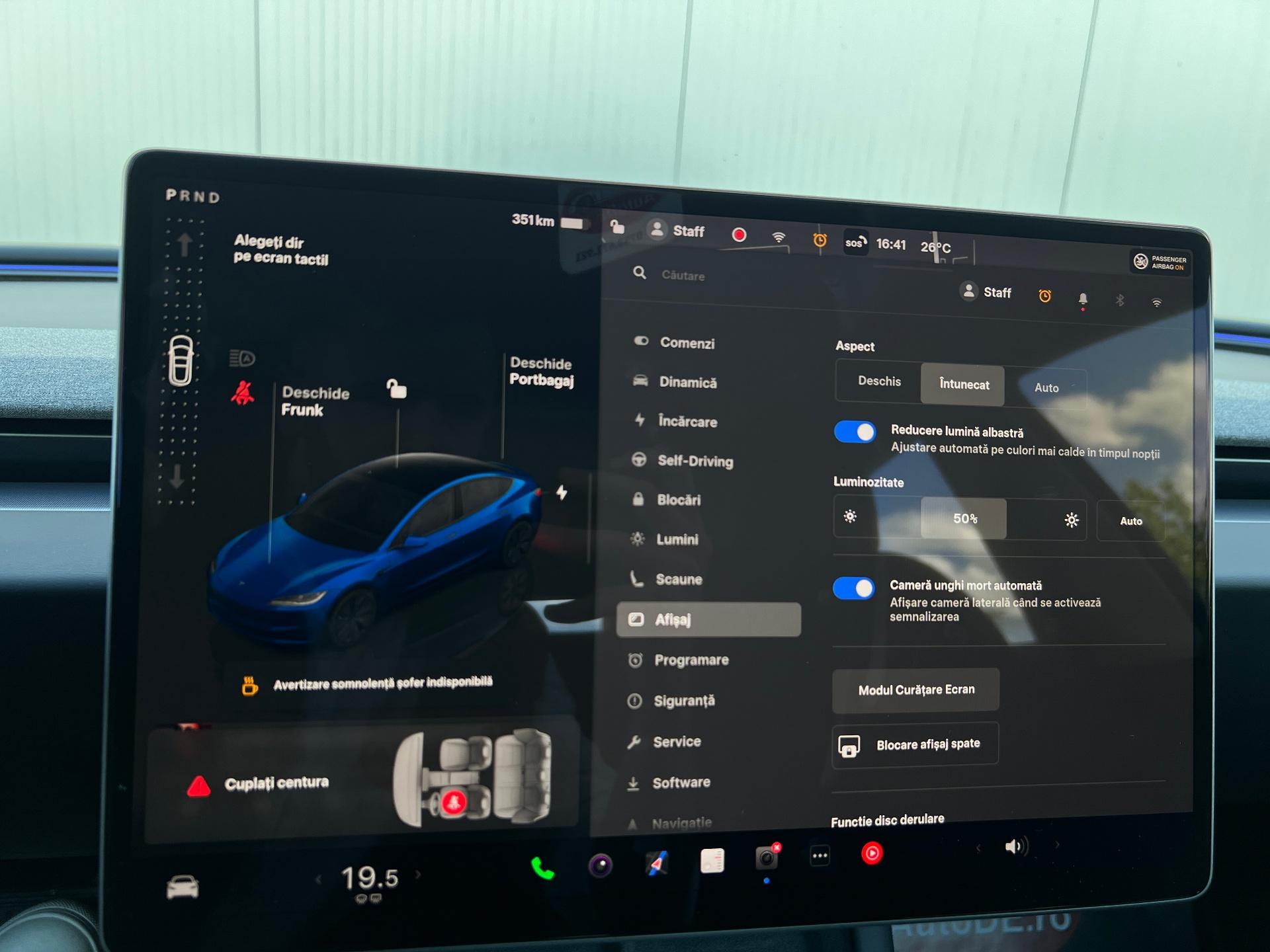 Tesla-Model 3