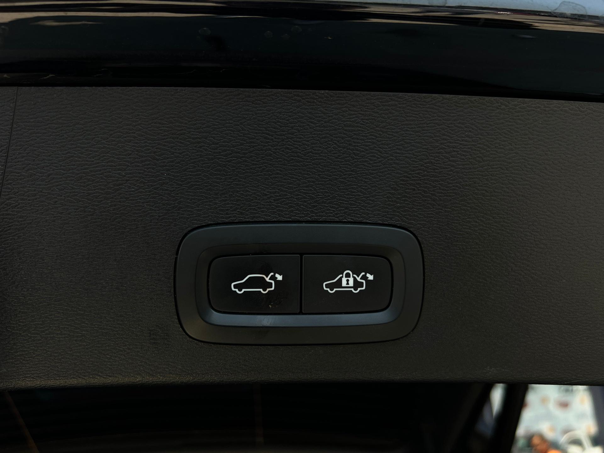 Volvo-XC 40