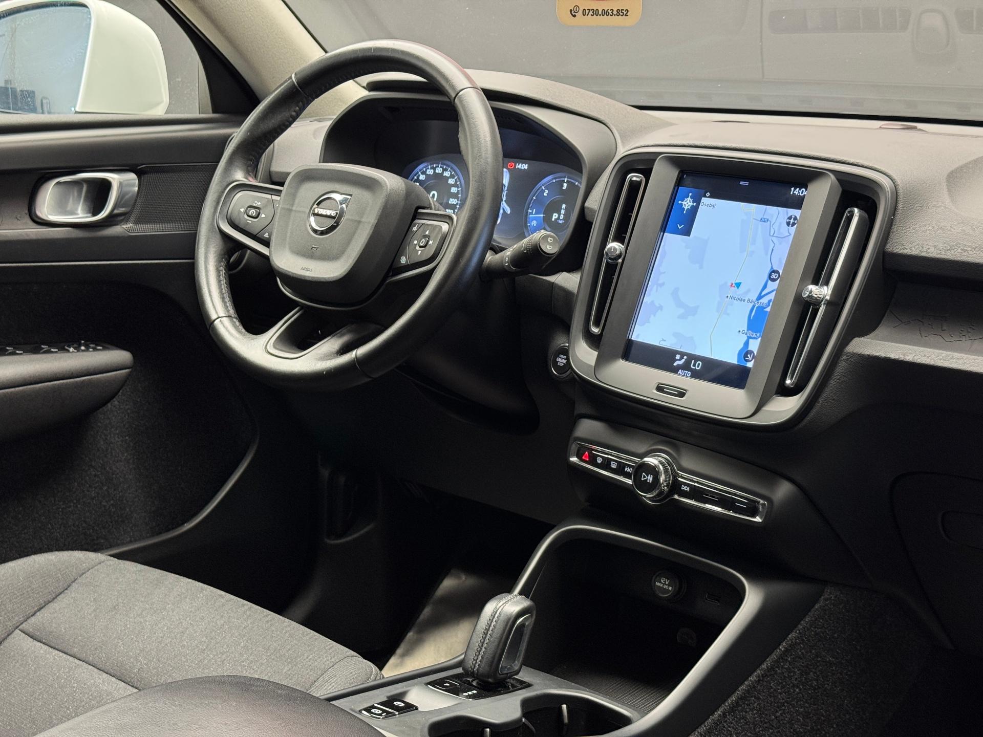 Volvo-XC 40